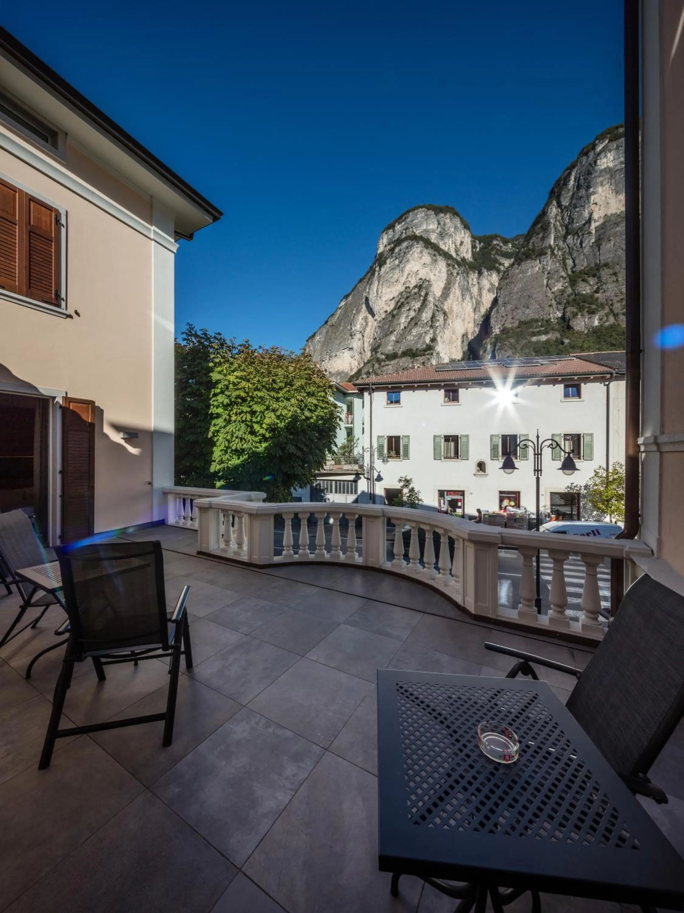 Balcony/Terrace in Albergo Caffe Centrale