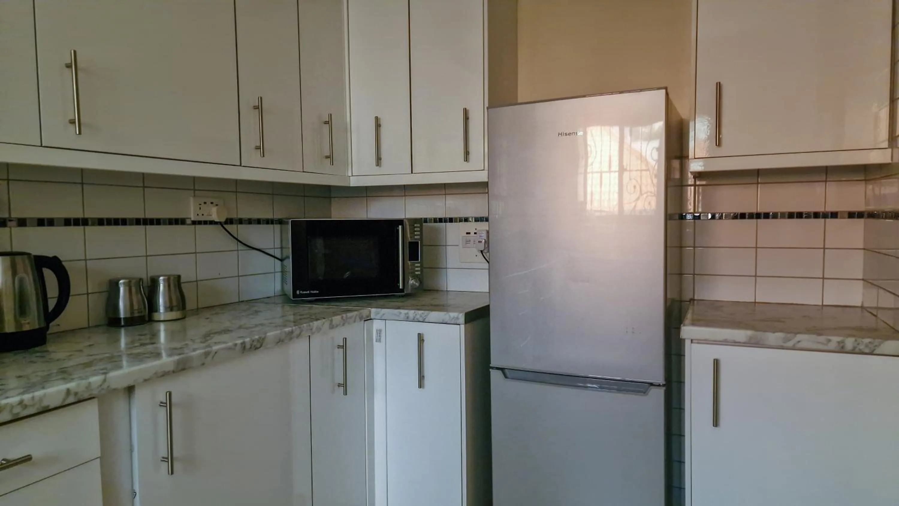 Coffee/tea facilities in Eric Wilkins Apartments