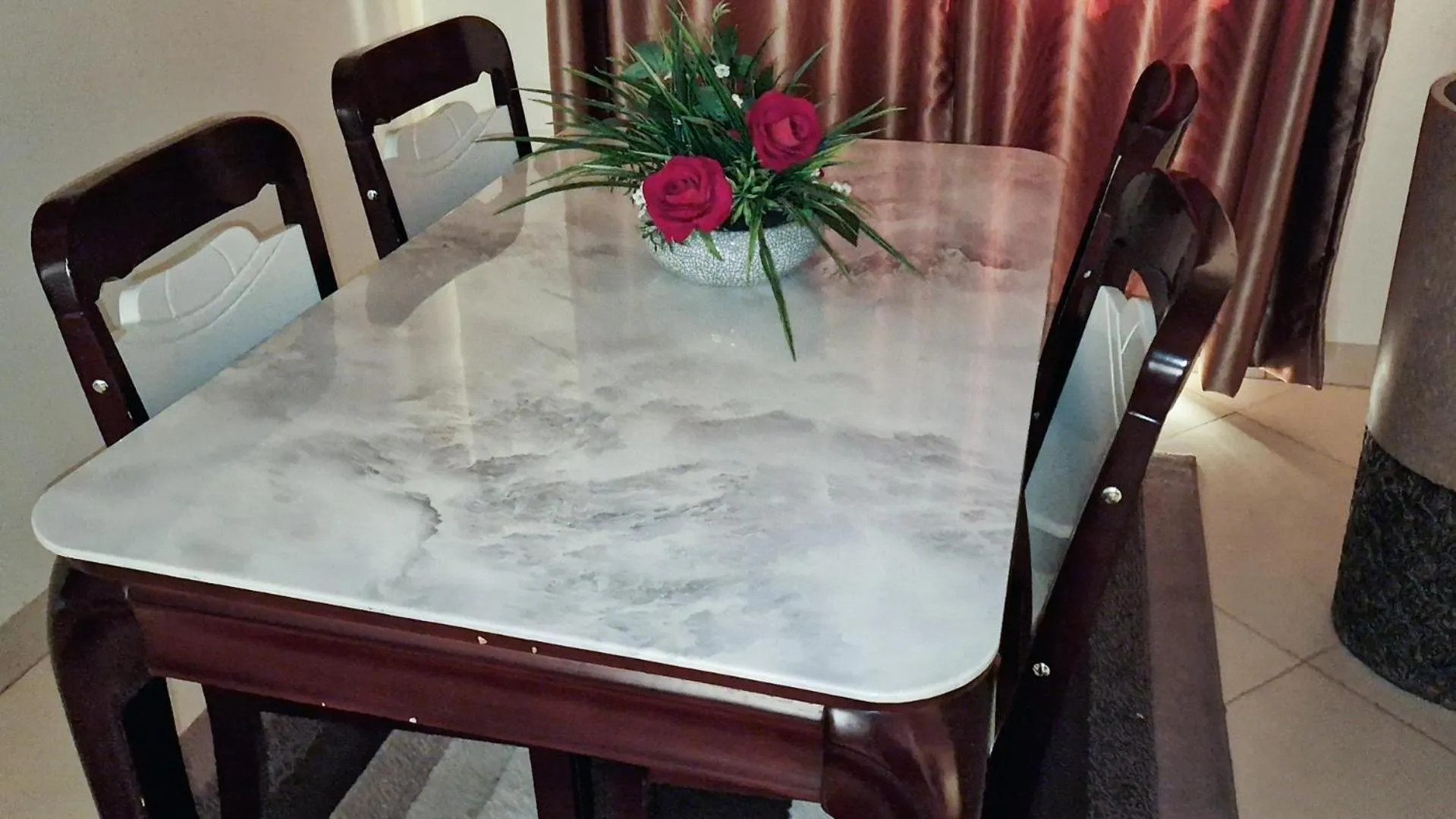 Dining area in Eric Wilkins Apartments