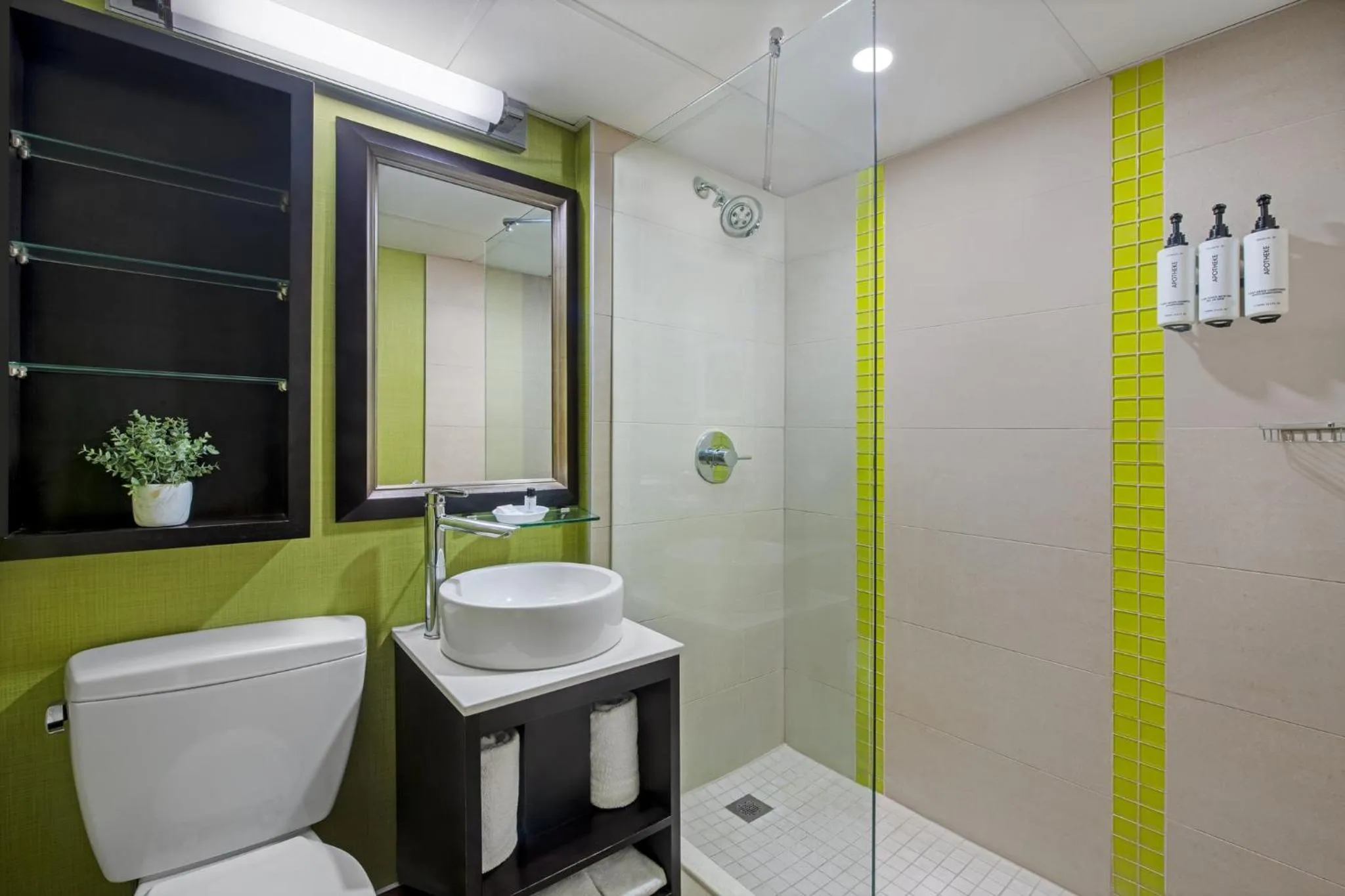 Photo of the whole room in Crowne Plaza Kitchener-Waterloo by IHG