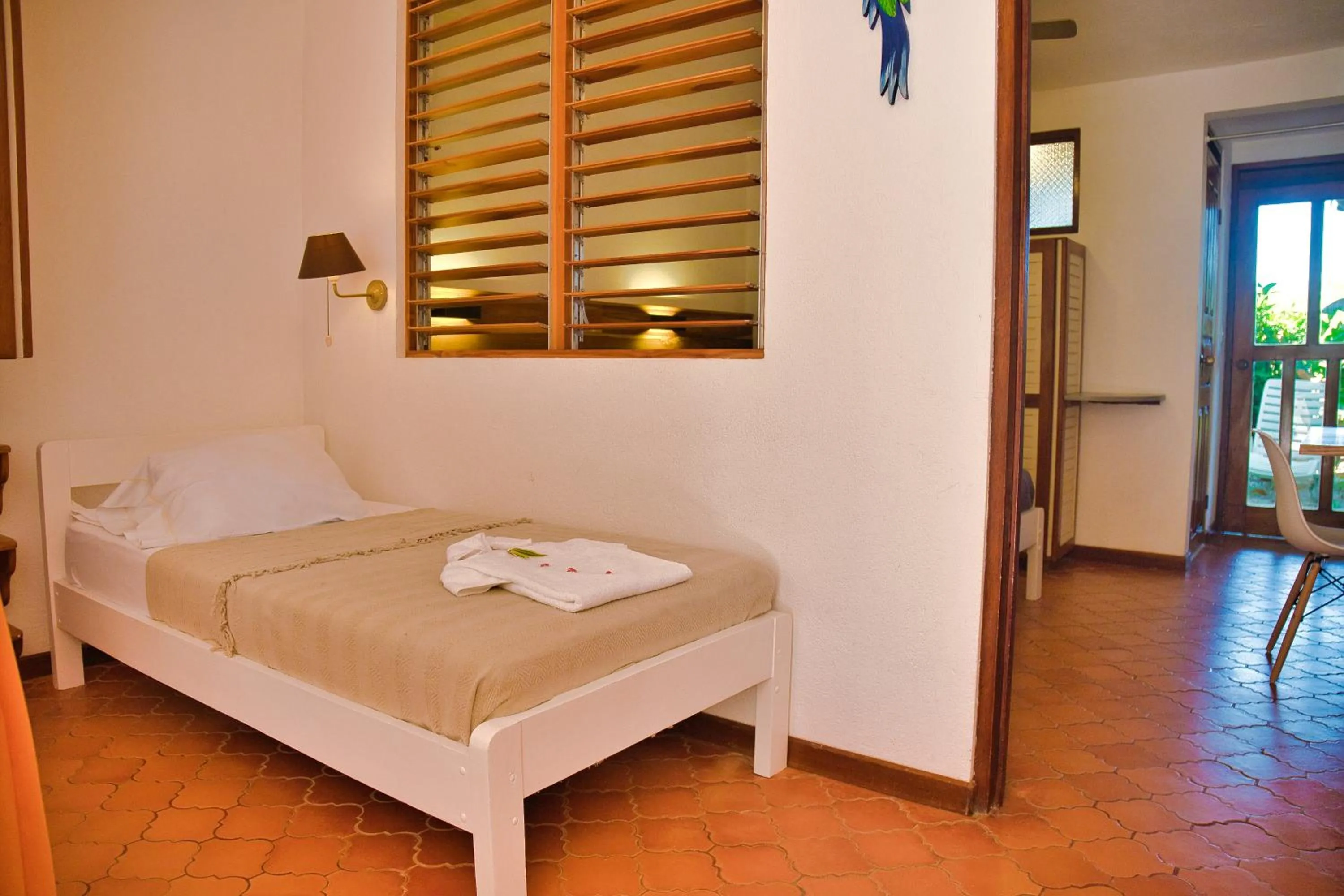 Bed in Samara Pacific Lodge