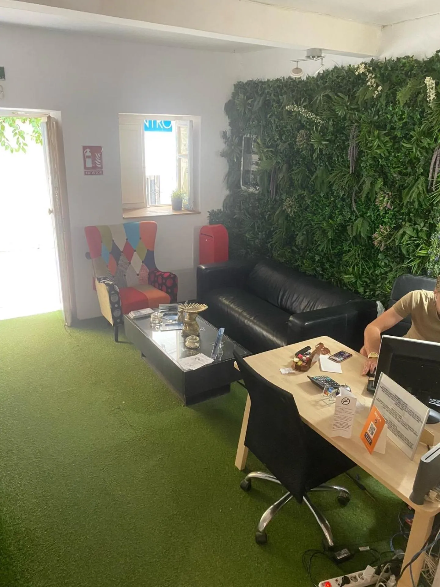 Seating area in Hostal The Monkey Room