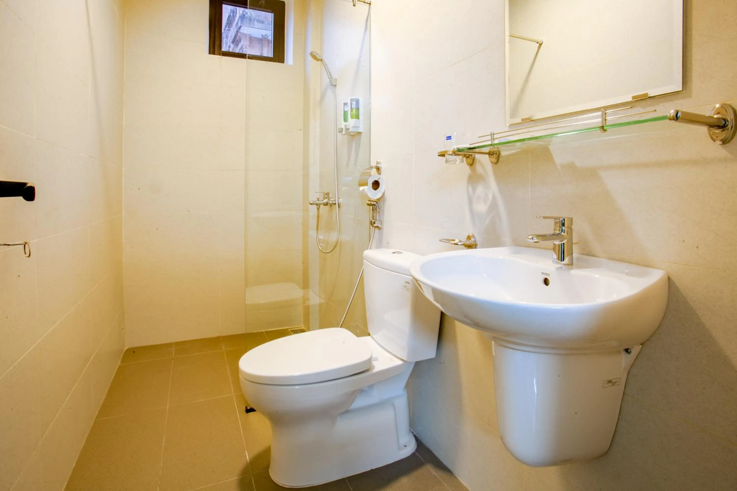 Toilet in Hue Classic Hotel