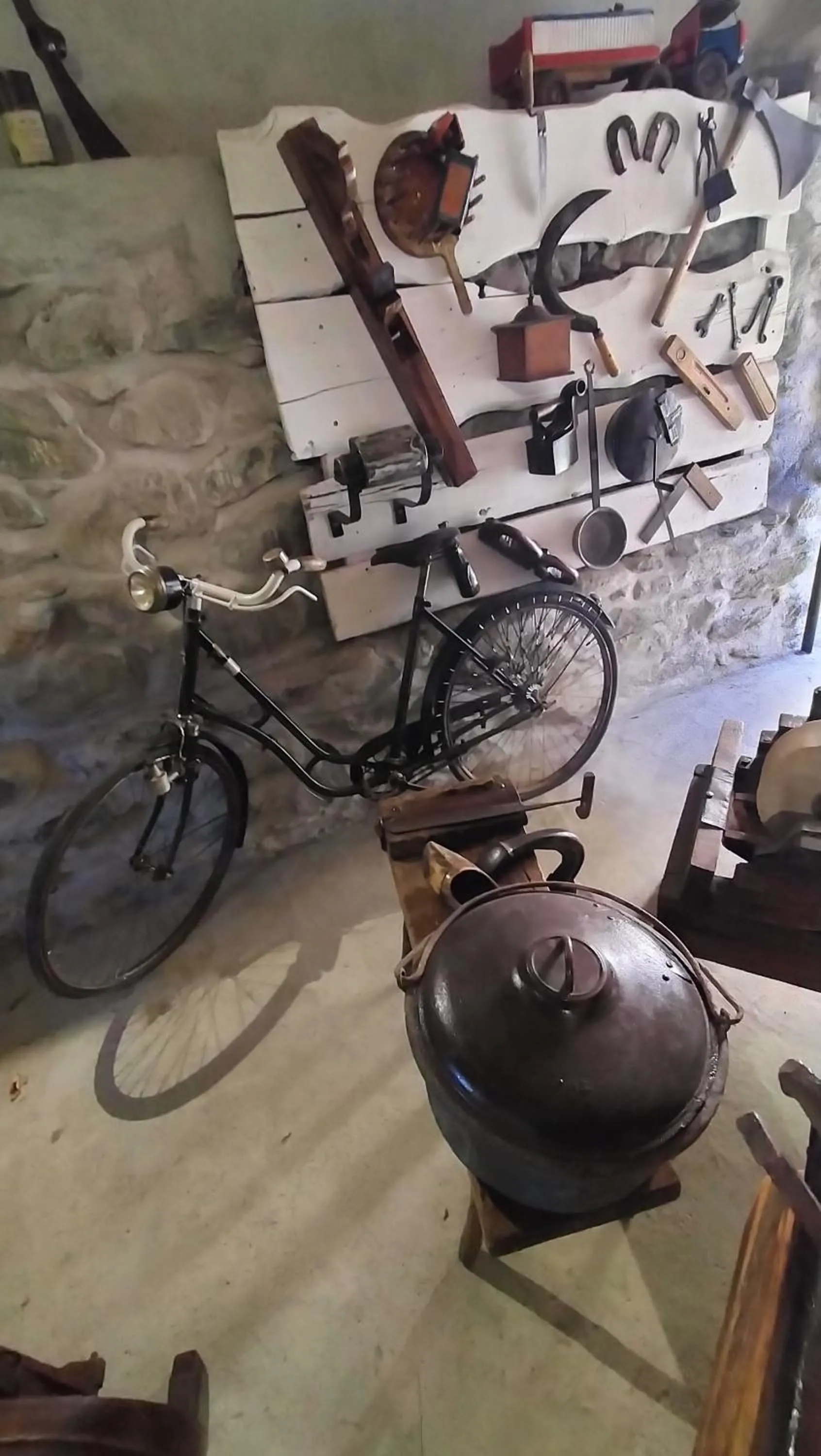 Nearby landmark in AU SOMMET DES NARCISSES