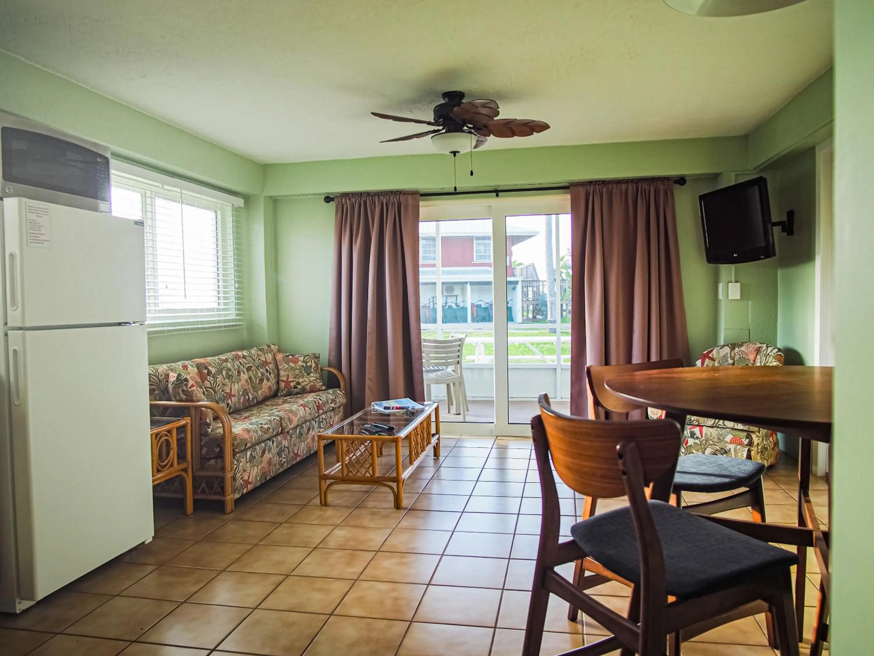 Ragged Edge Resort & Marina