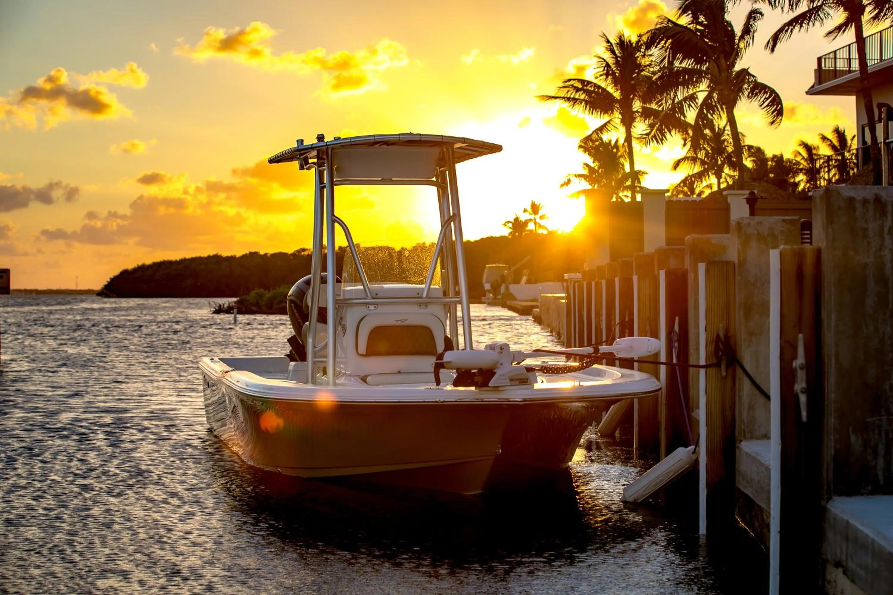 Sunset in Ragged Edge Resort & Marina