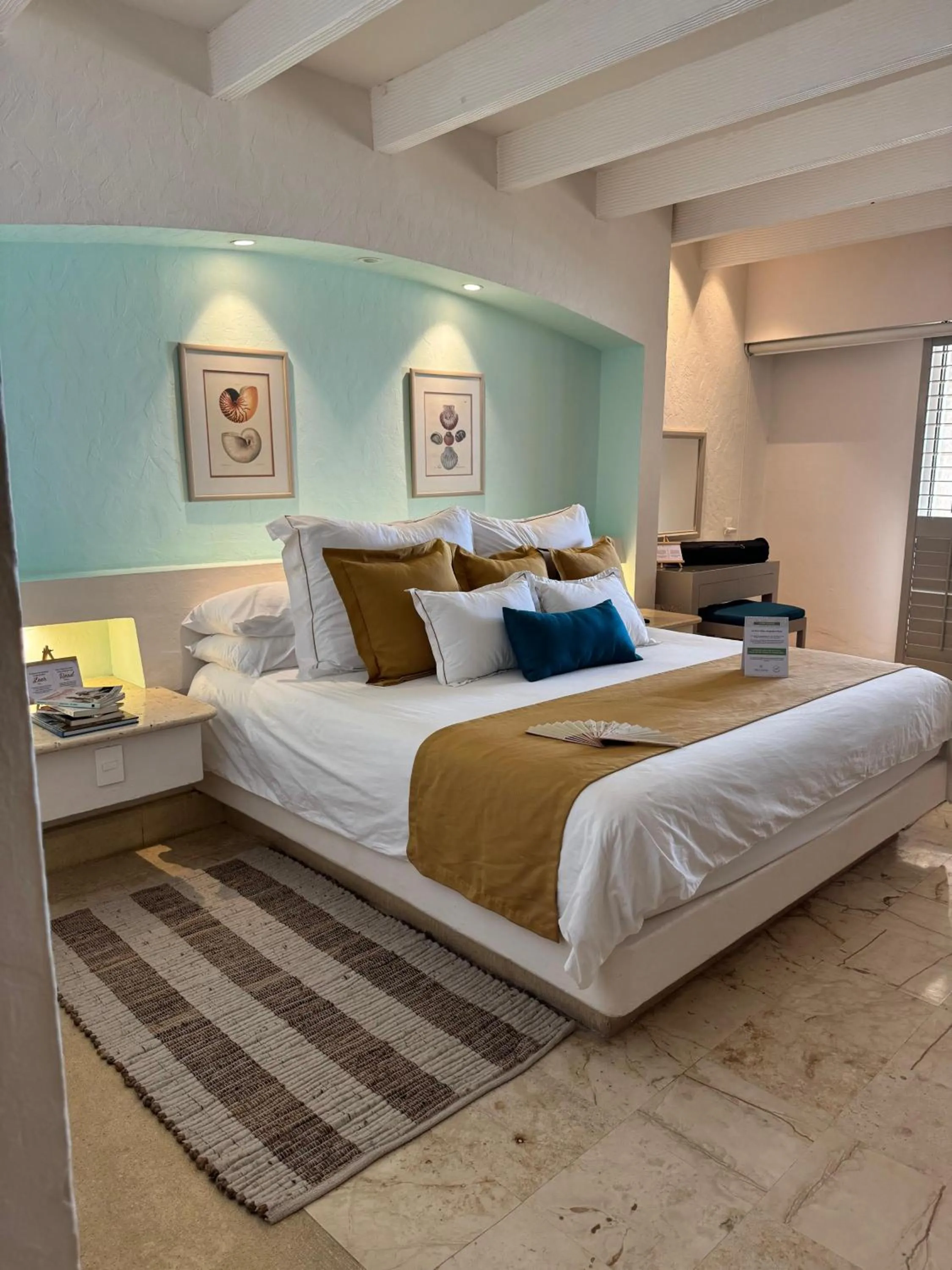 Bed in Hotel Tres Vidas Acapulco