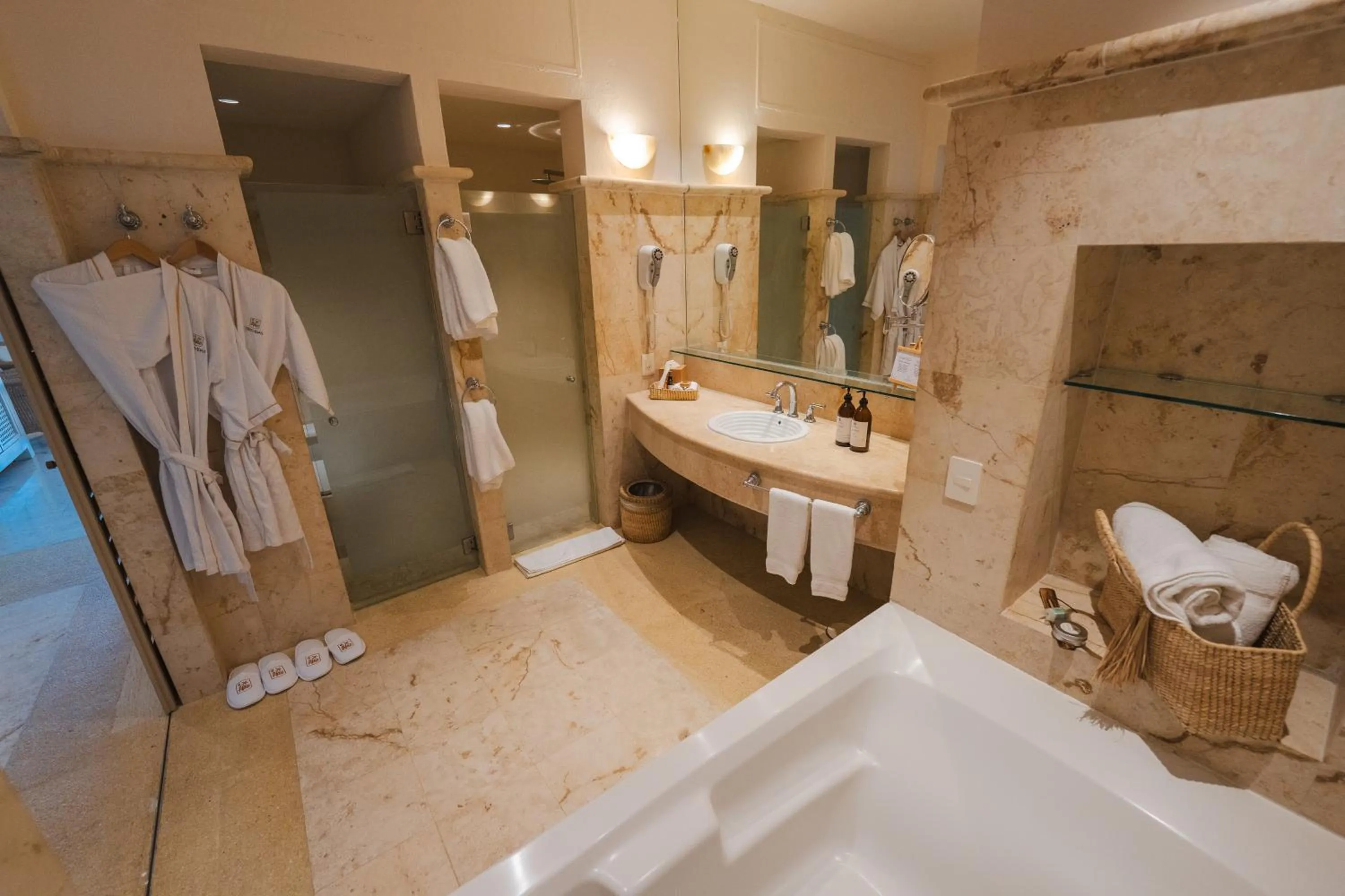 Hotel Tres Vidas Acapulco