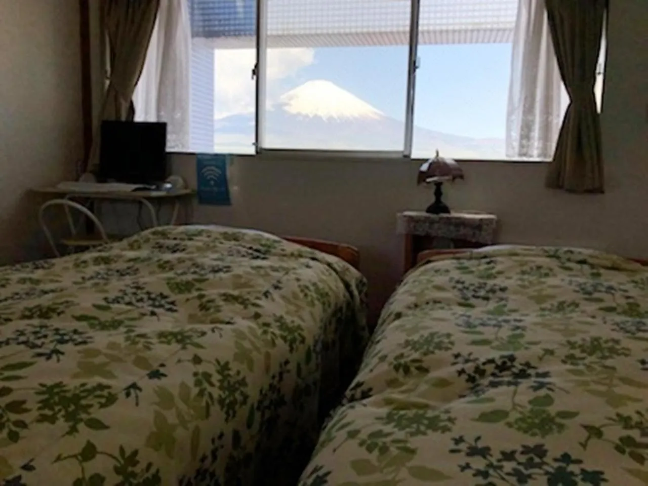 Bedroom, Bed in Fuji Gotemba Condominium Tannpopo