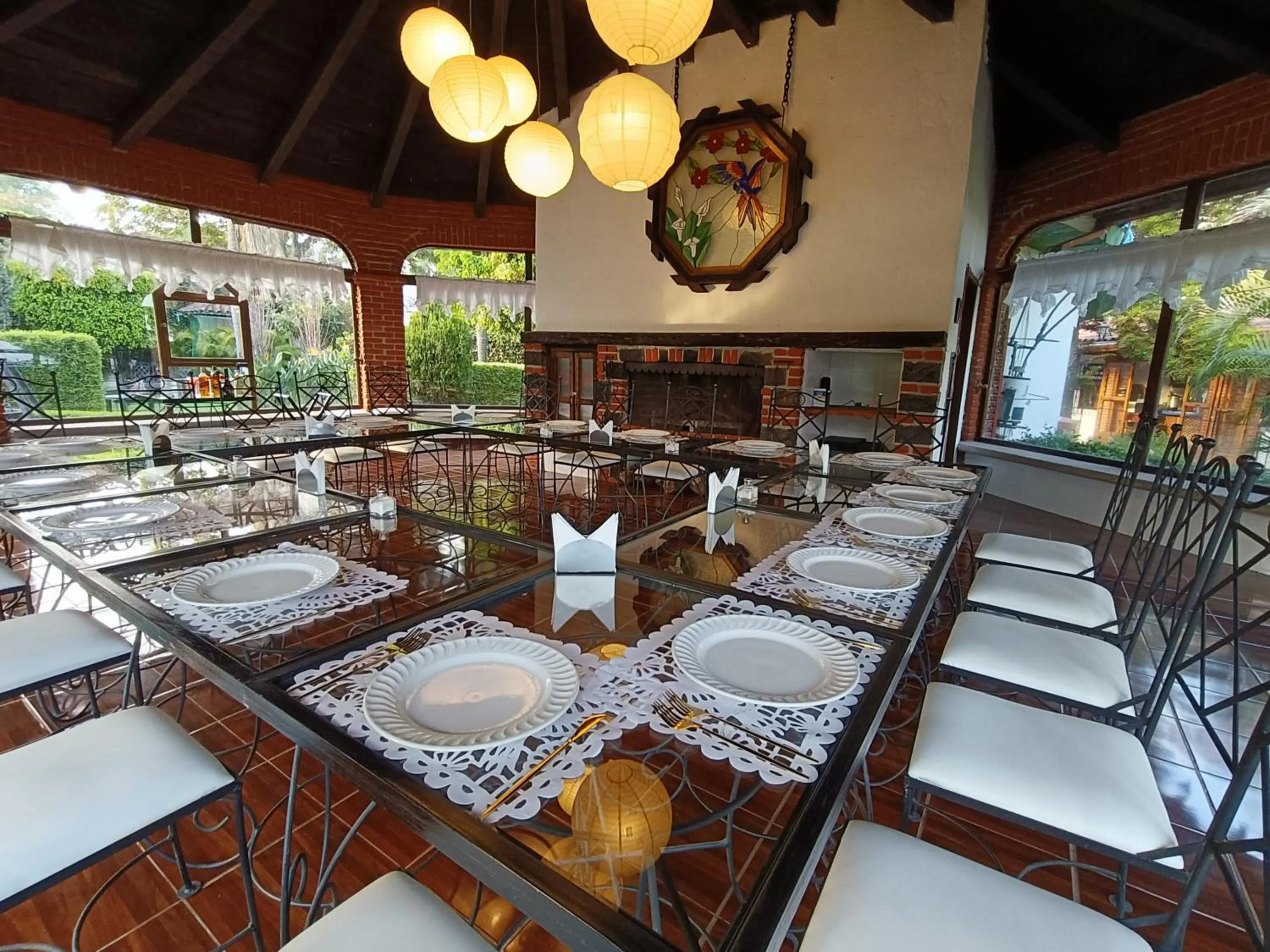 Restaurant/places to eat in Posada Los Alcatraces