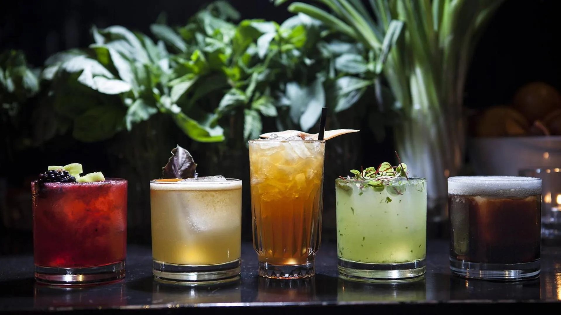 Lounge or bar in The Hollywood Roosevelt