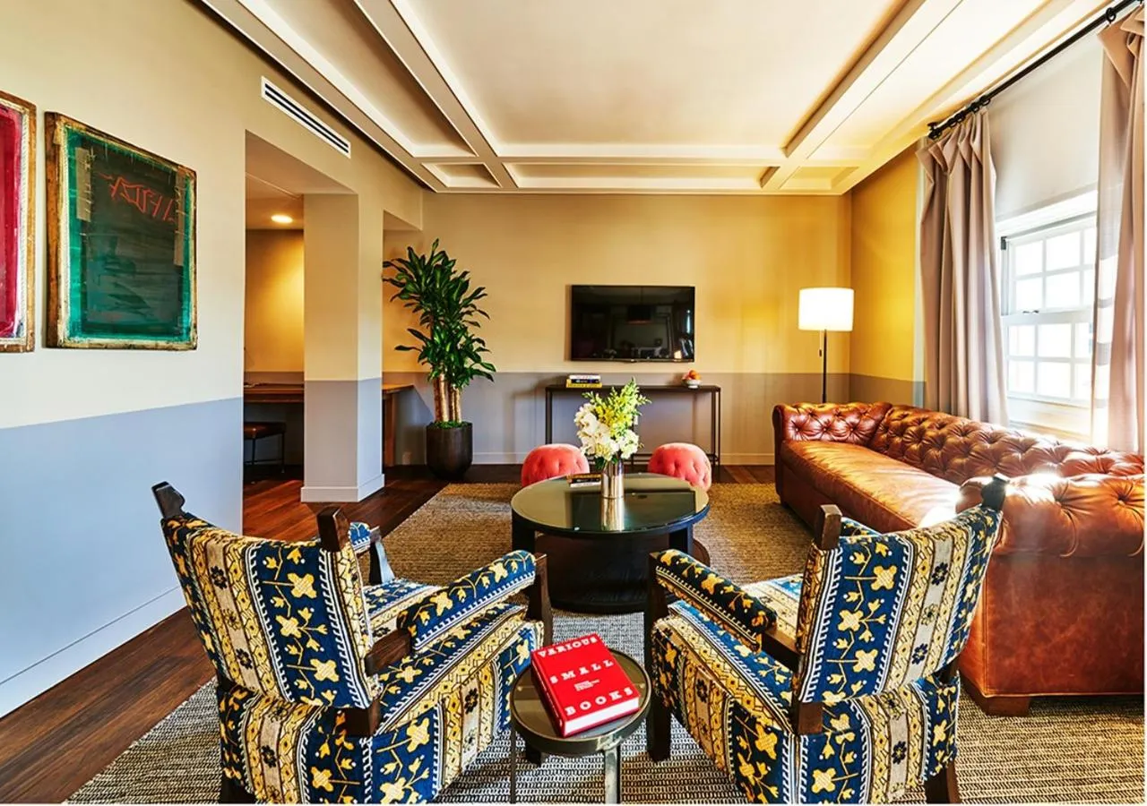 Living room in The Hollywood Roosevelt