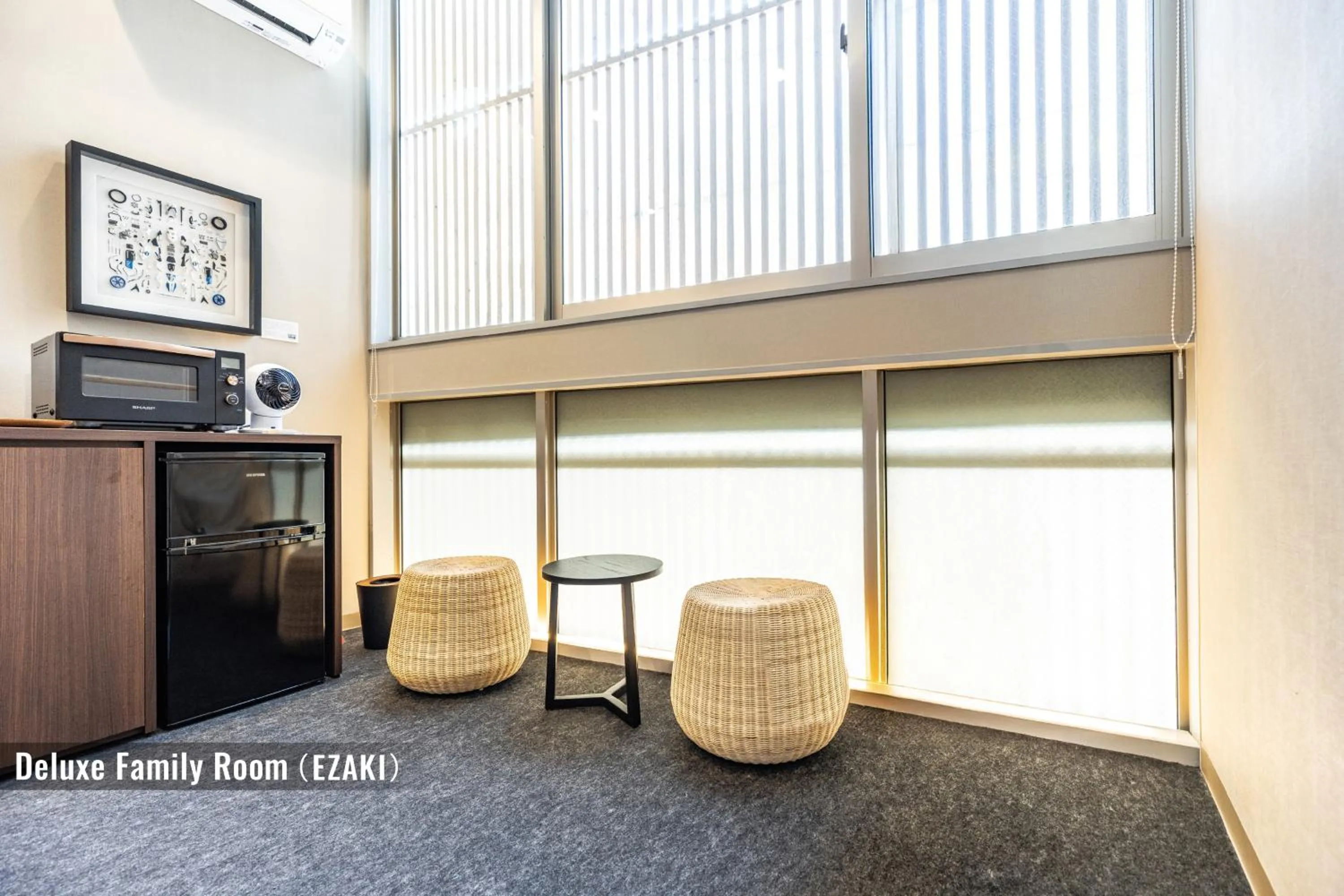 Living room in ビル泊 -Birupaku Decentralized Hotel-