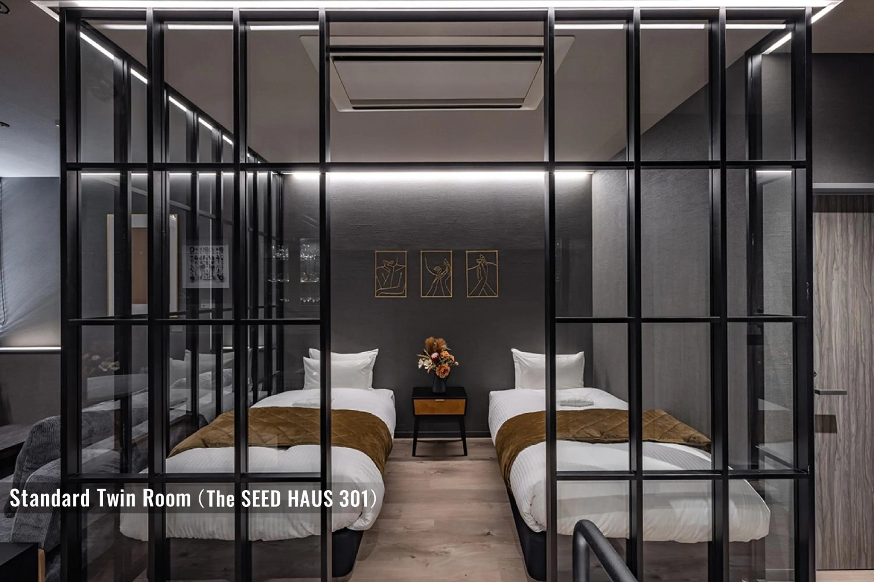 Bedroom, Bed in ビル泊 -Birupaku Decentralized Hotel-