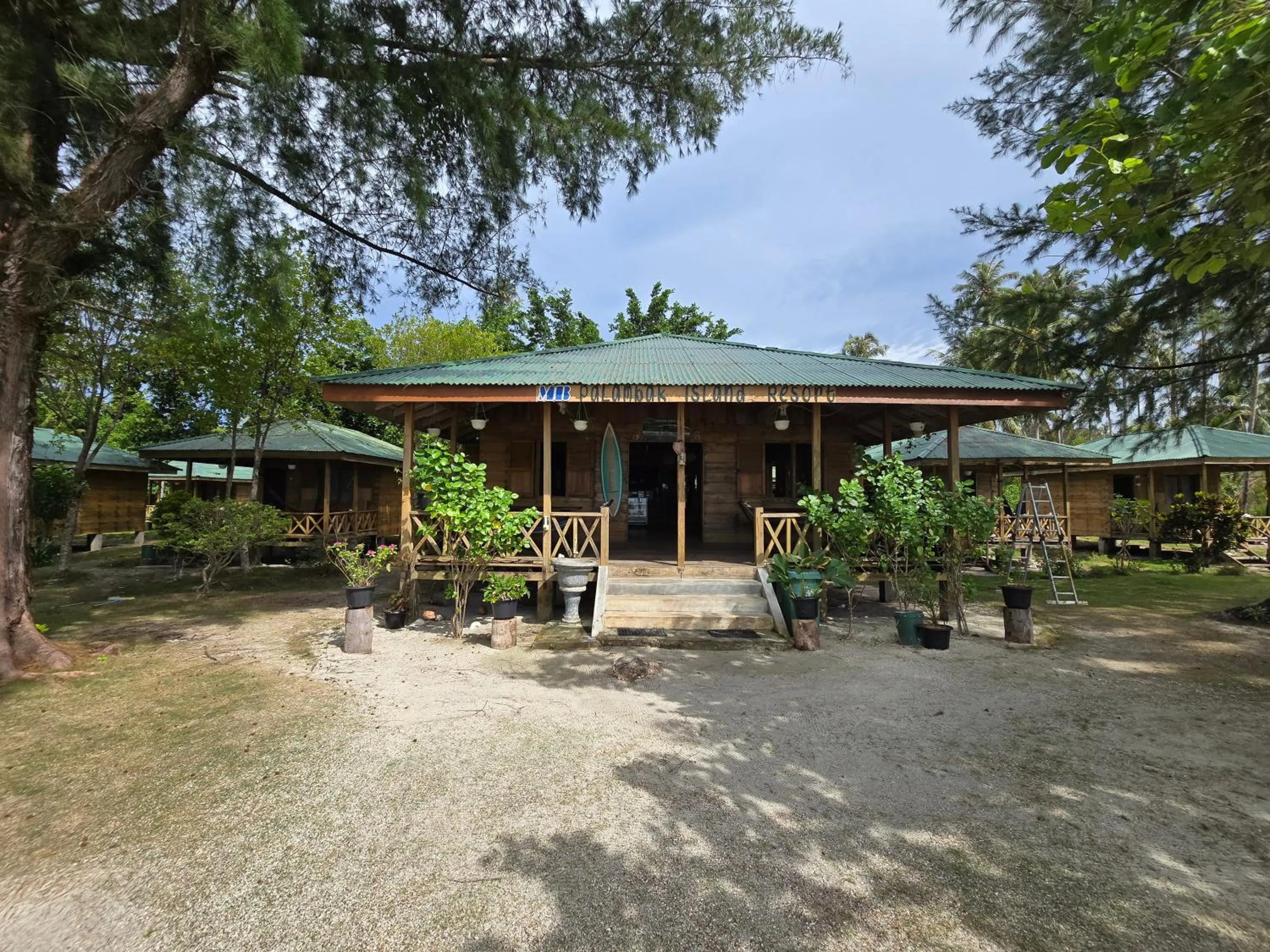 MB Palambak Island Resort Pulau Banyak Aceh Singkil