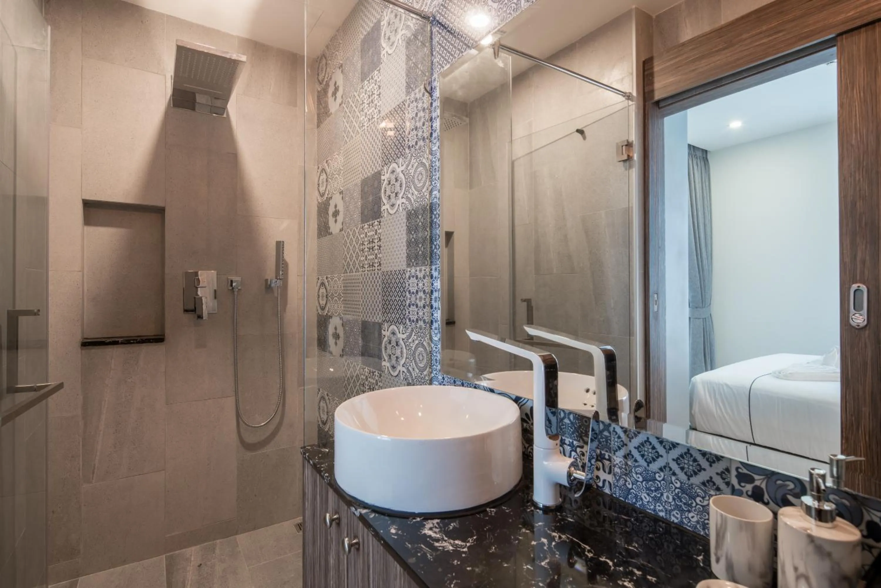 Bathroom in Palmyrah Surin Beach Residence