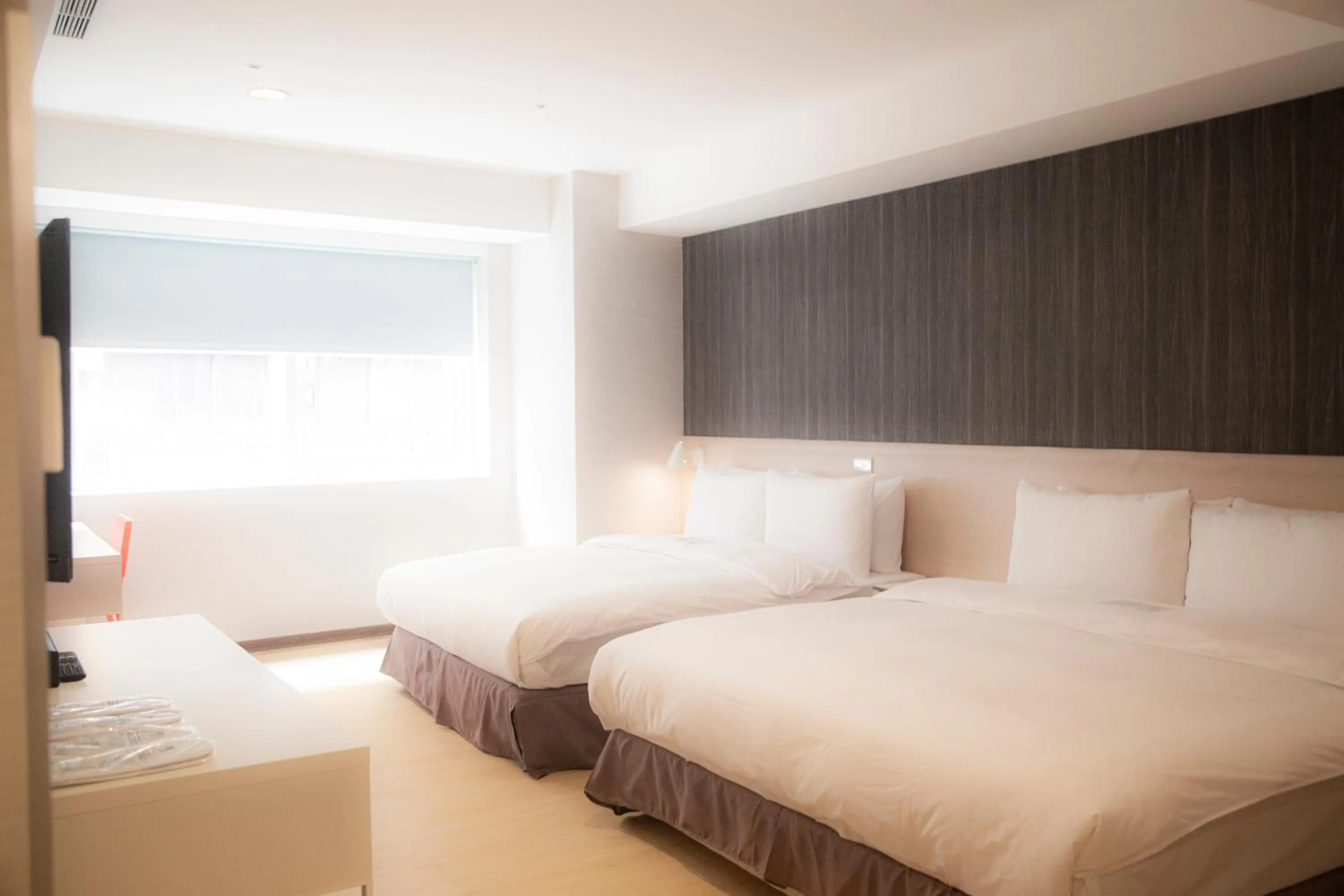 Bed in HATAGO+ THE ALLEY