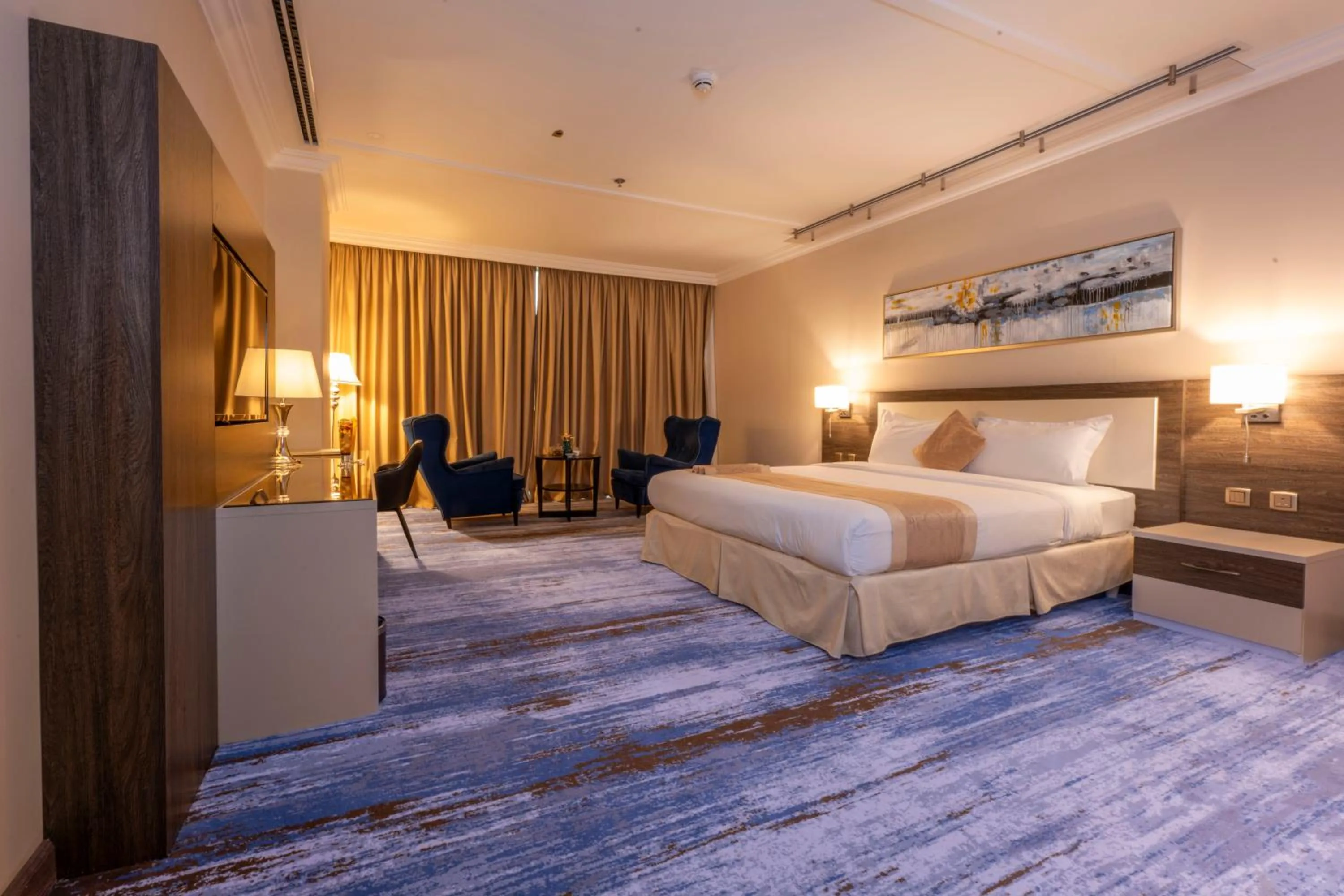 Bed in Hayat Al Riyadh Hotel