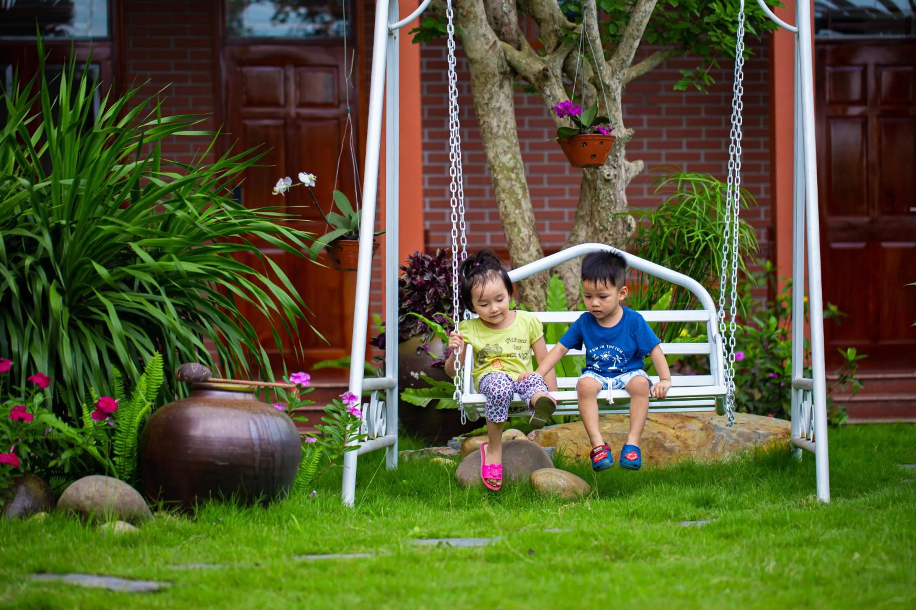 Children play ground in Việt Xưa Homestay