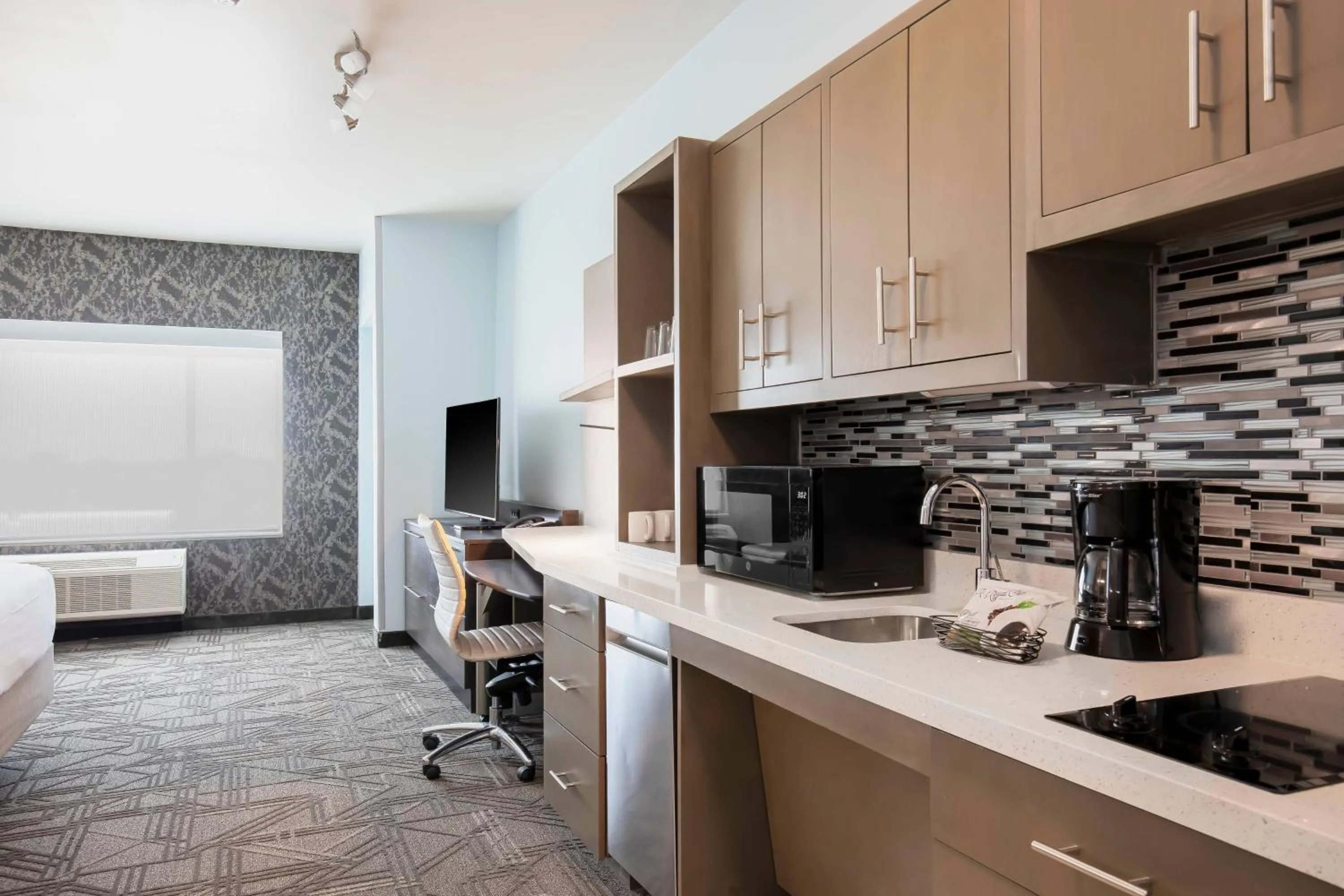Kitchen or kitchenette in TownePlace Suites Amarillo West/Medical Center