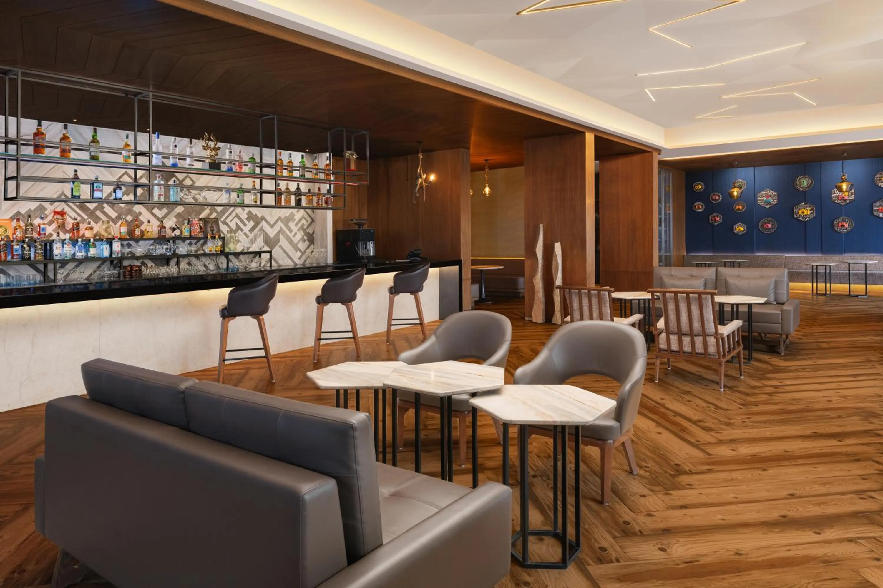 Restaurant/places to eat in Courtyard by Marriott Amritsar