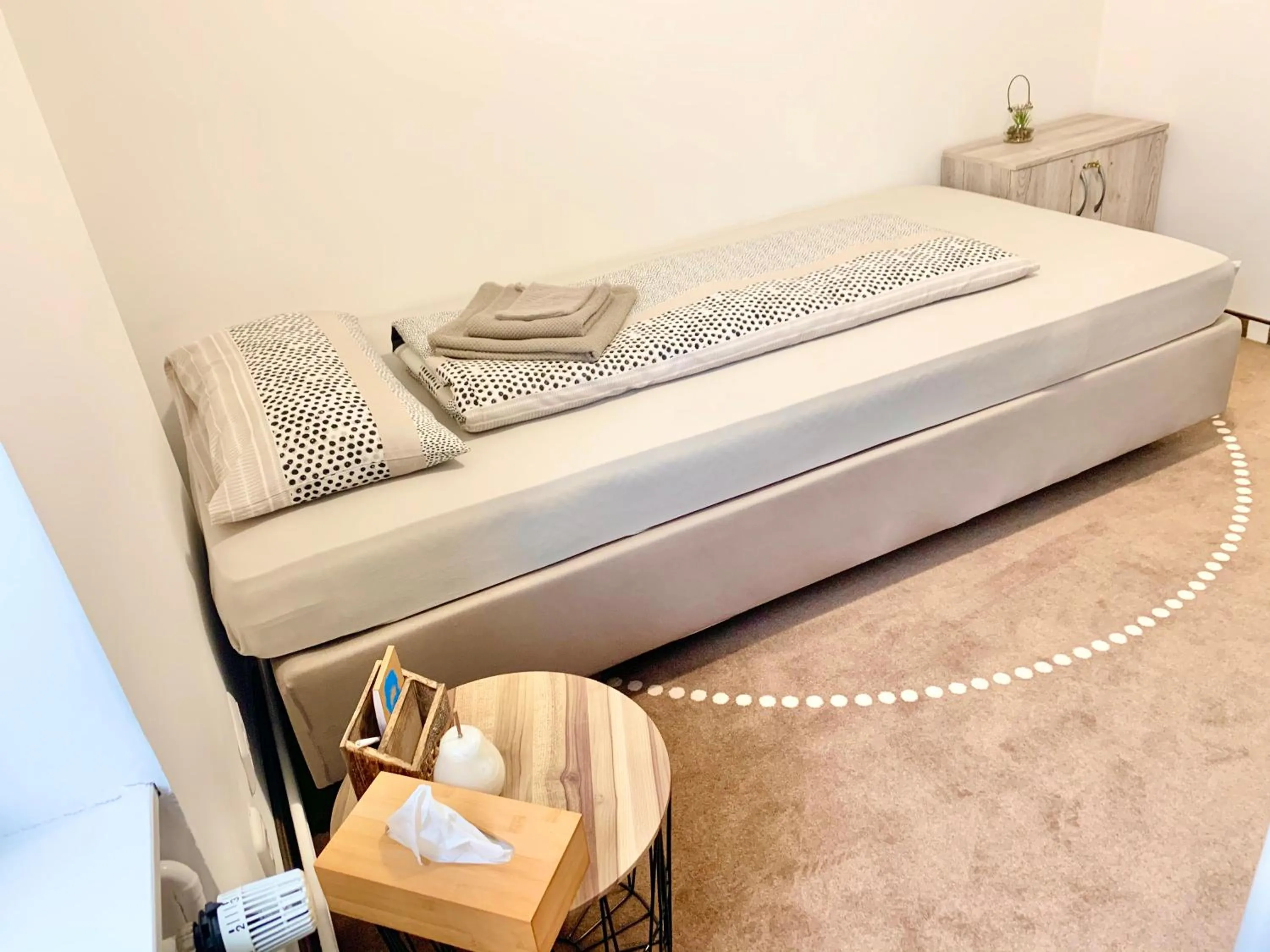 Bed in New Hostel Berlin Mitte FREE SNACK hot tea and coffee