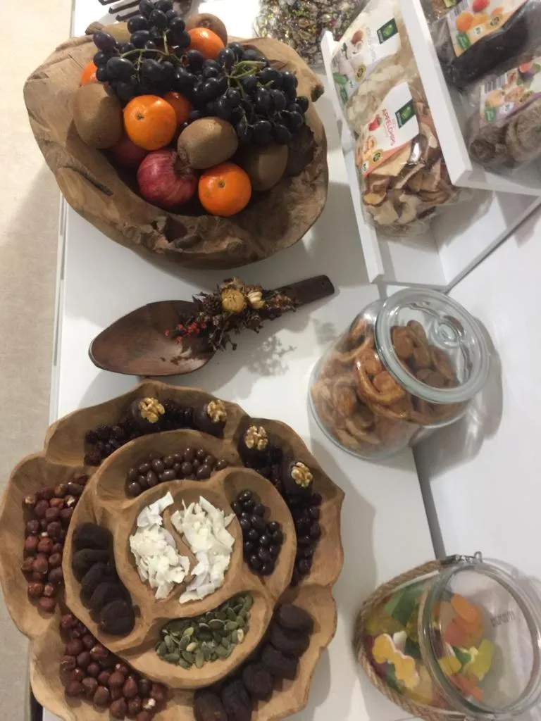 New Hostel Berlin Mitte FREE SNACK hot tea and coffee