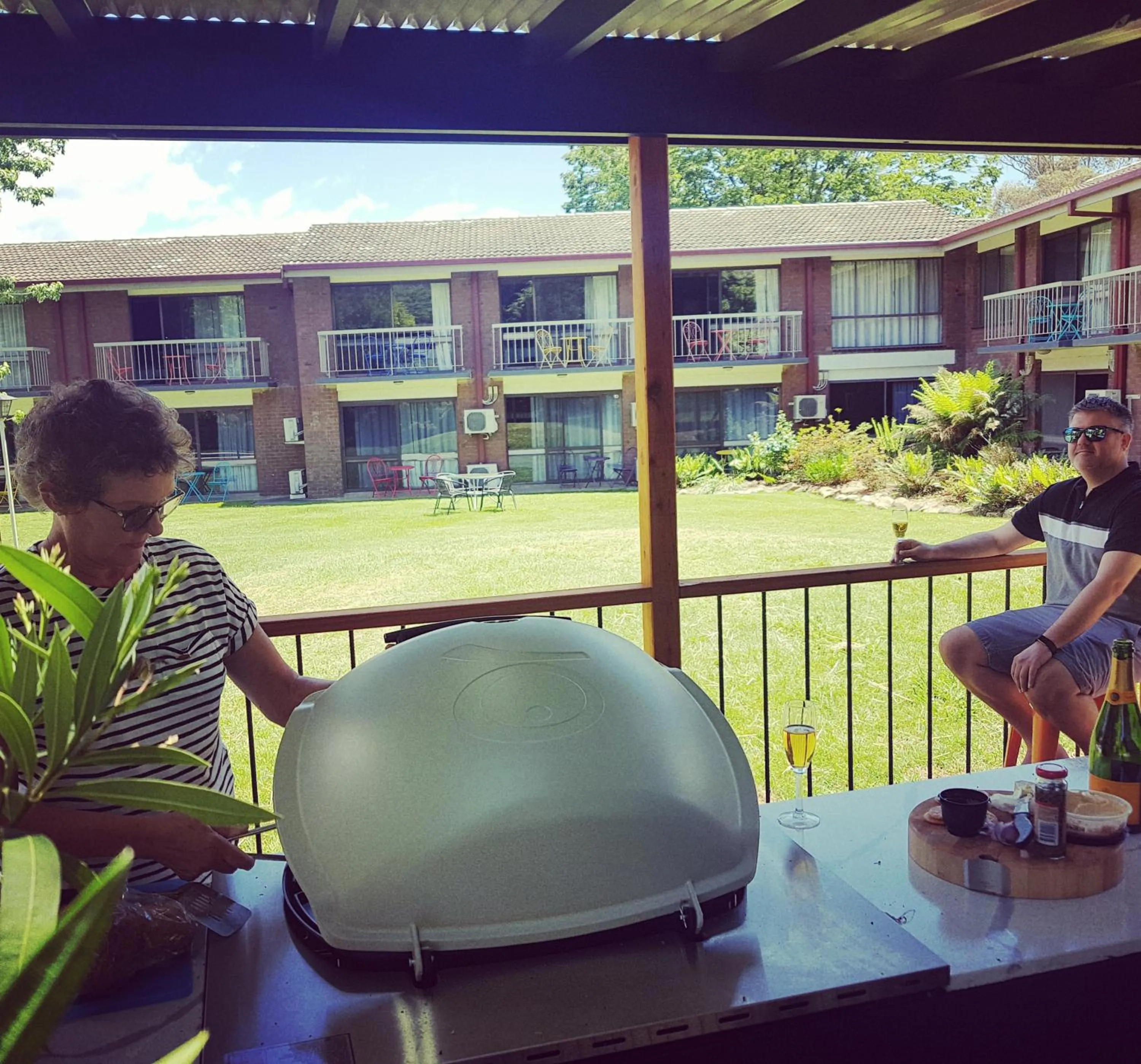 BBQ facilities in Bogong View Motor Inn