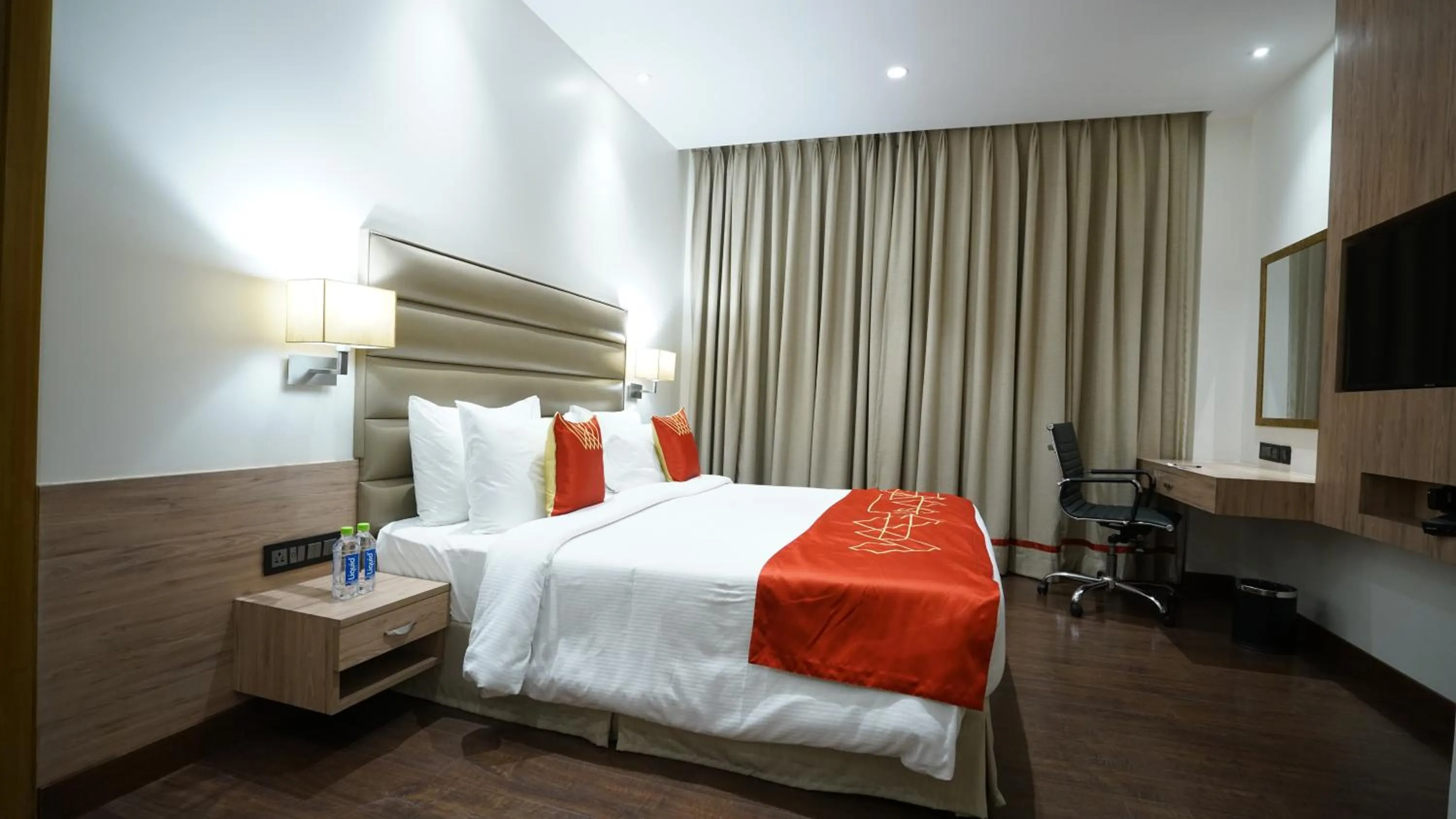 Bedroom, Bed in Ramada by Wyndham Aligarh GT Road