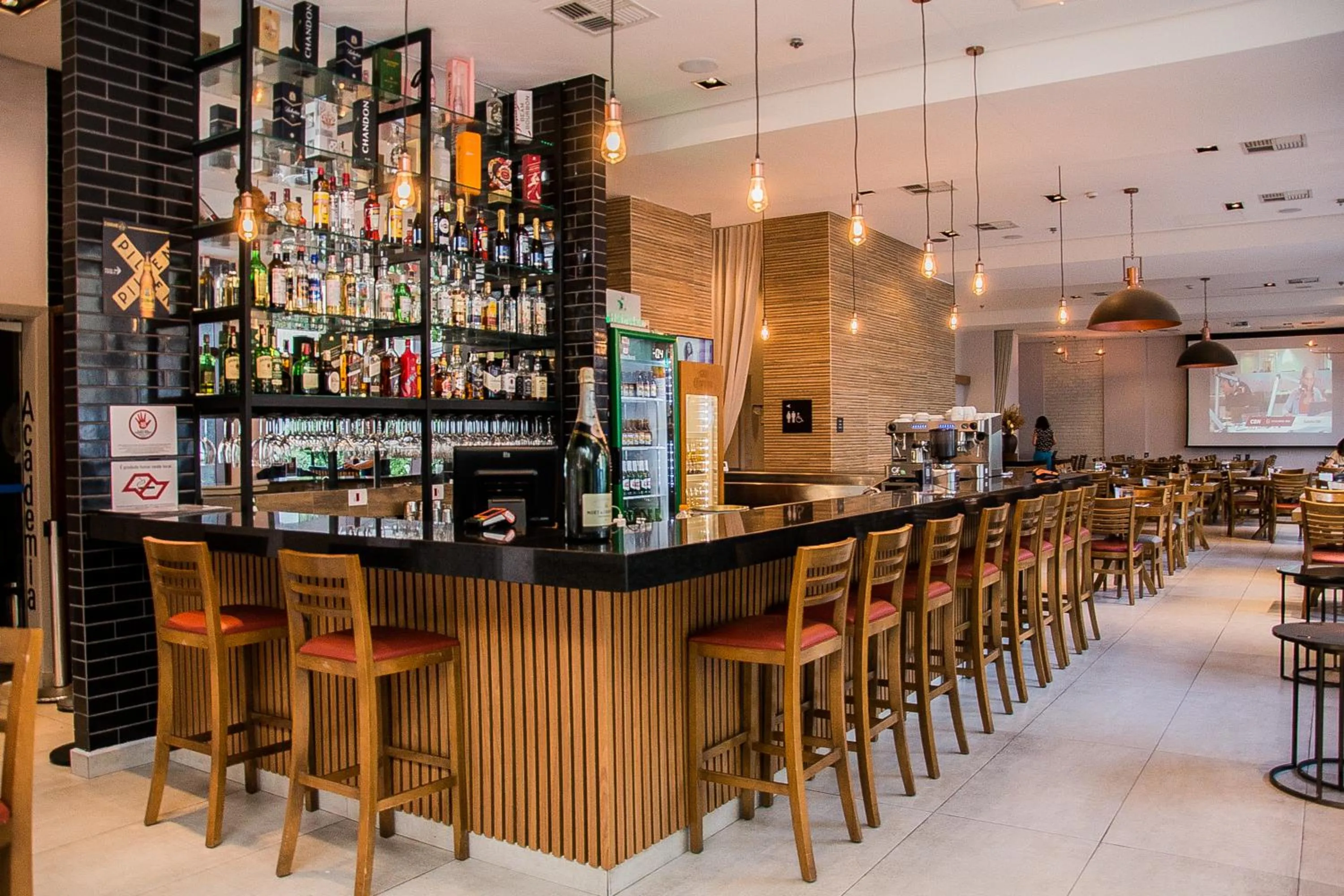 Restaurant/places to eat in TRYP by Wyndham São Paulo Paulista Paraíso