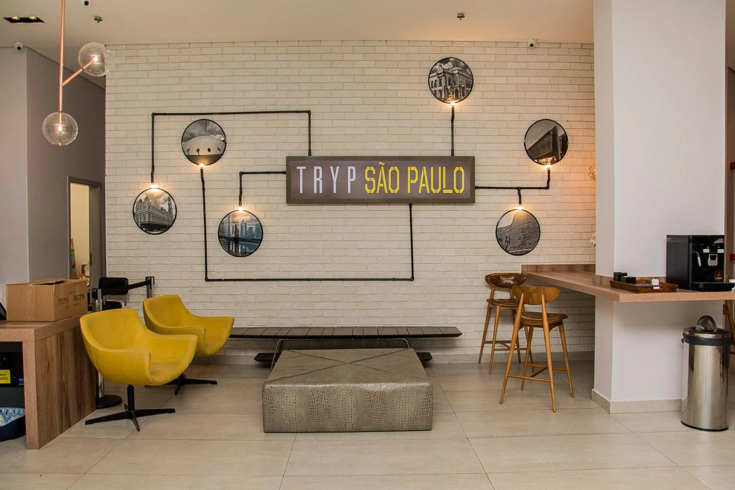 Lobby or reception in TRYP by Wyndham São Paulo Paulista Paraíso