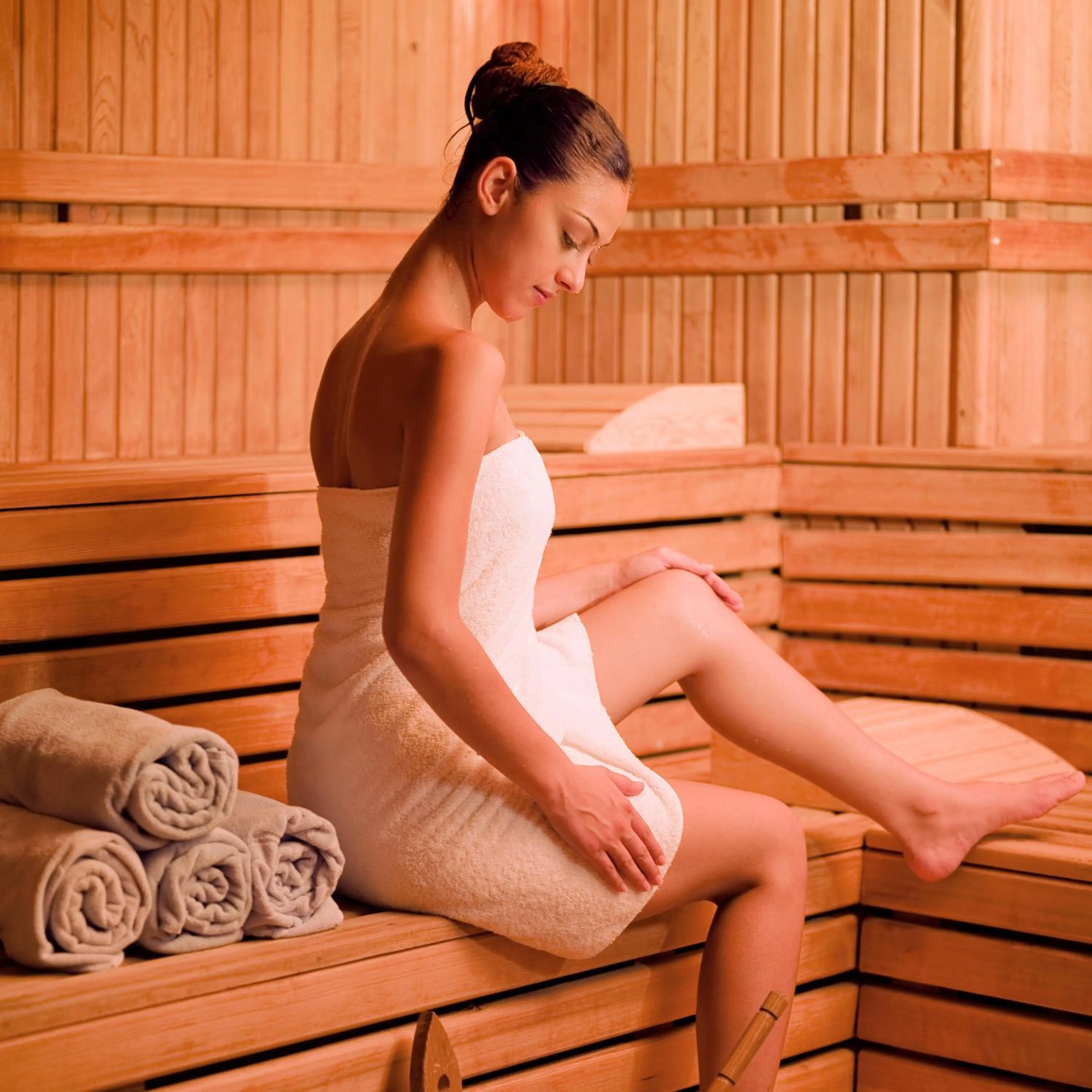 People in Rooms & Amoria Spa for Adults Only - Hotel Jägerhof Wörthersee