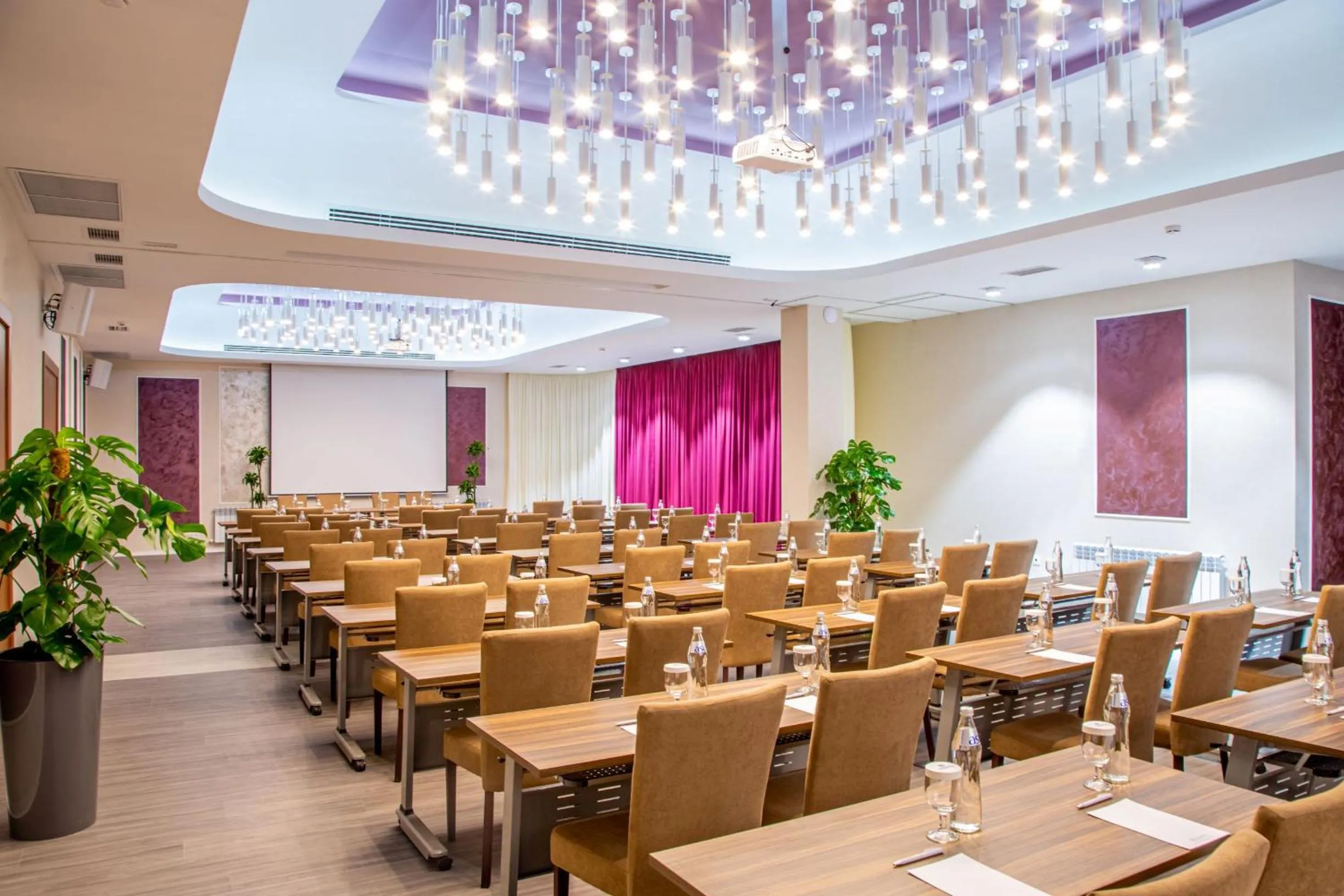 Business facilities in Kazzhol Park Hotel Almaty