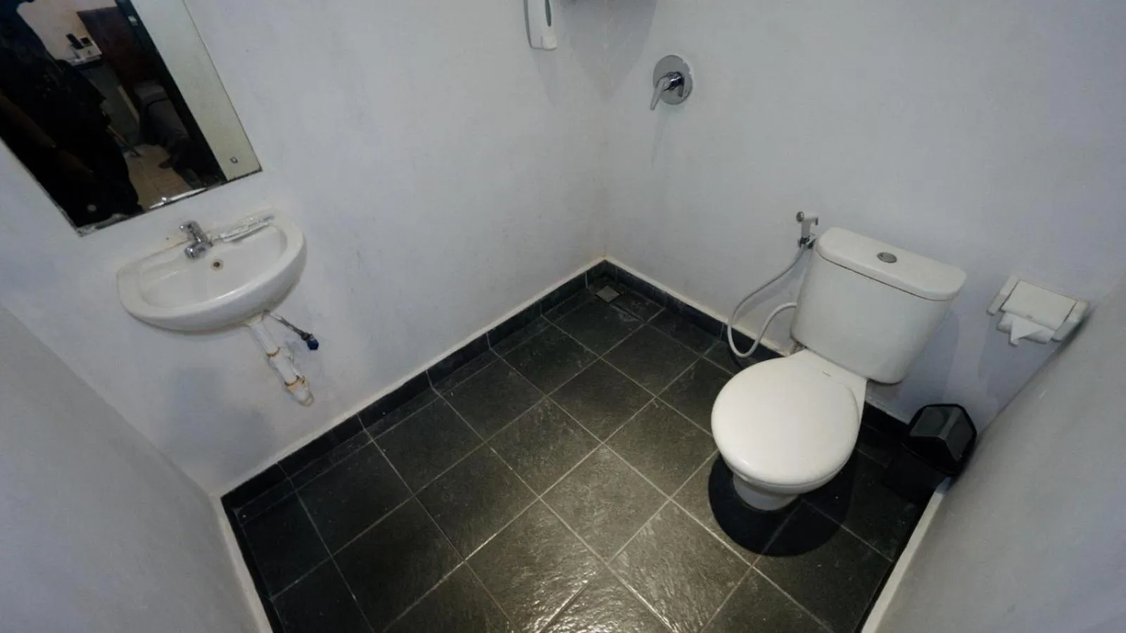 Bathroom in Escotel Krisnantara Canggu