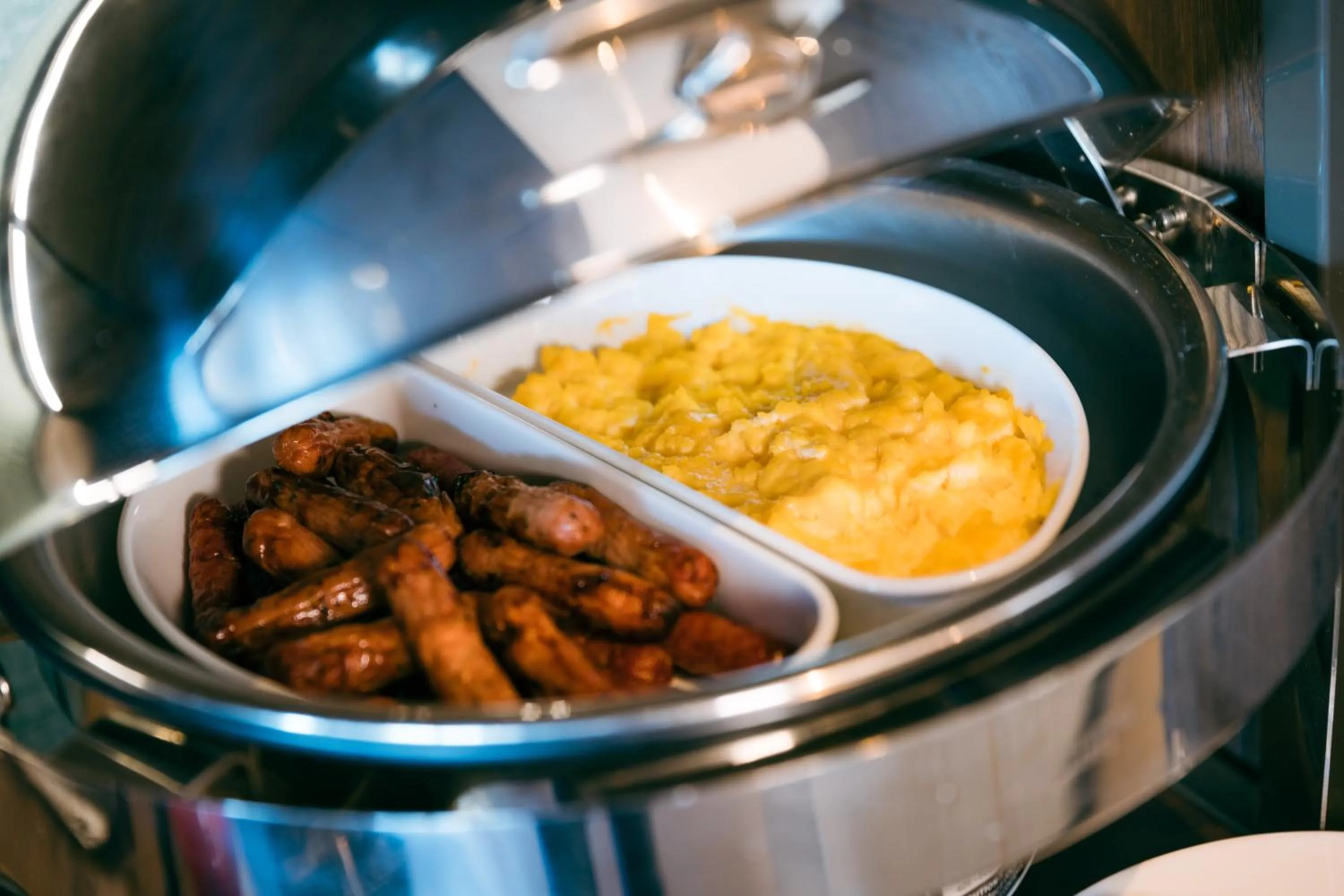 Breakfast in ibis Saint Malo Plage