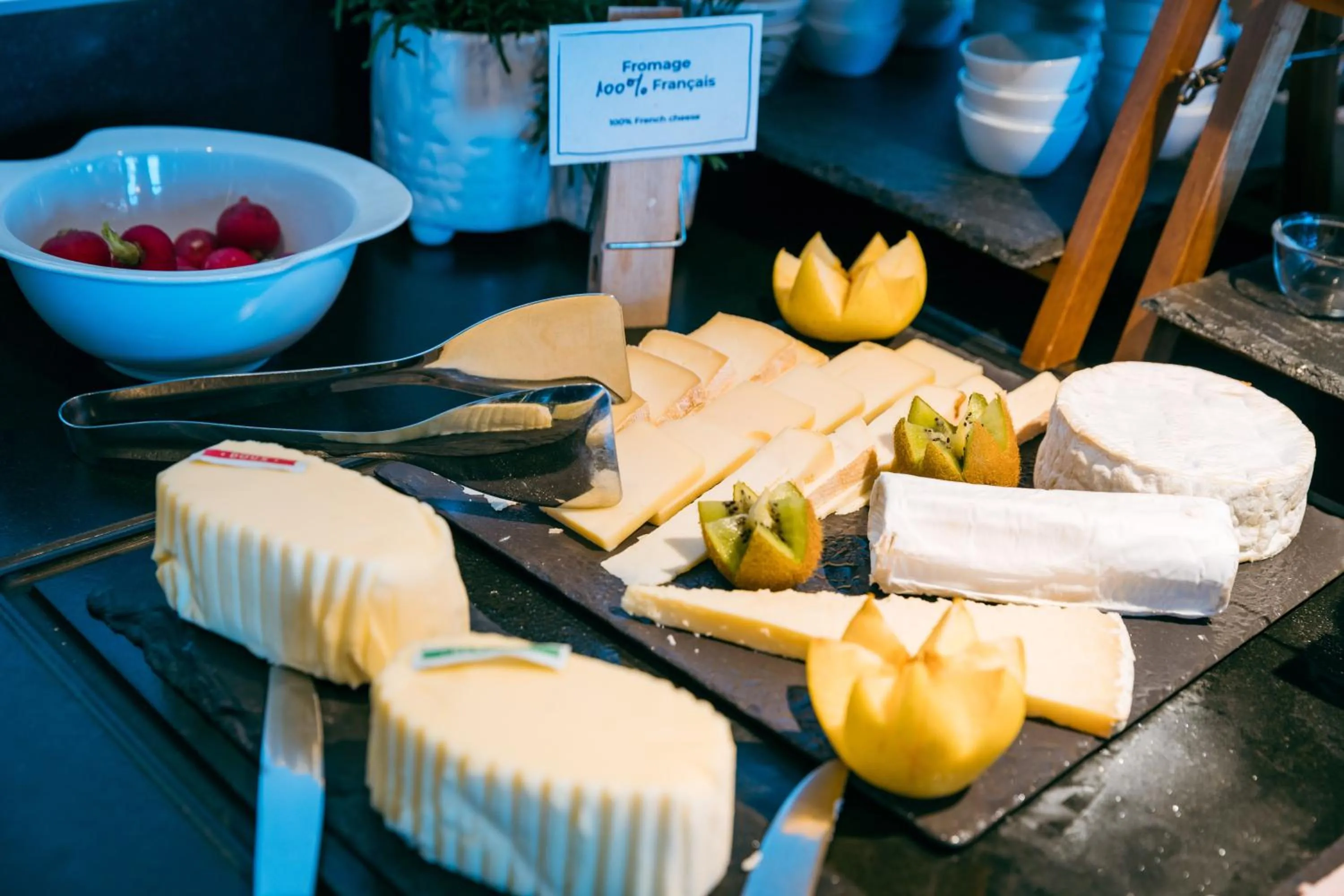 Breakfast in ibis Saint Malo Plage