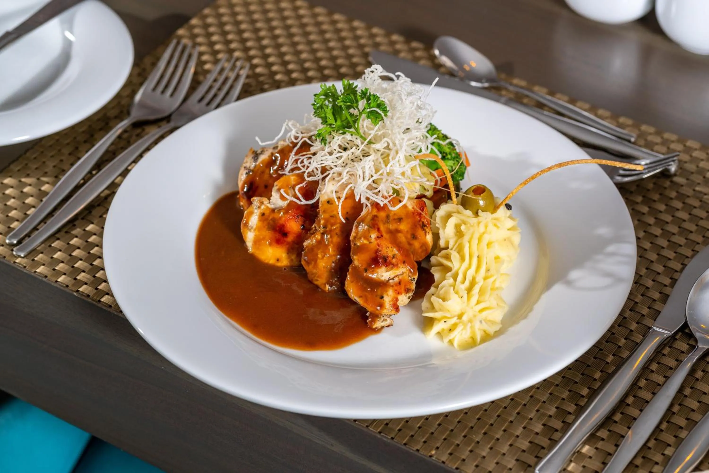 Dinner in Clove Villa