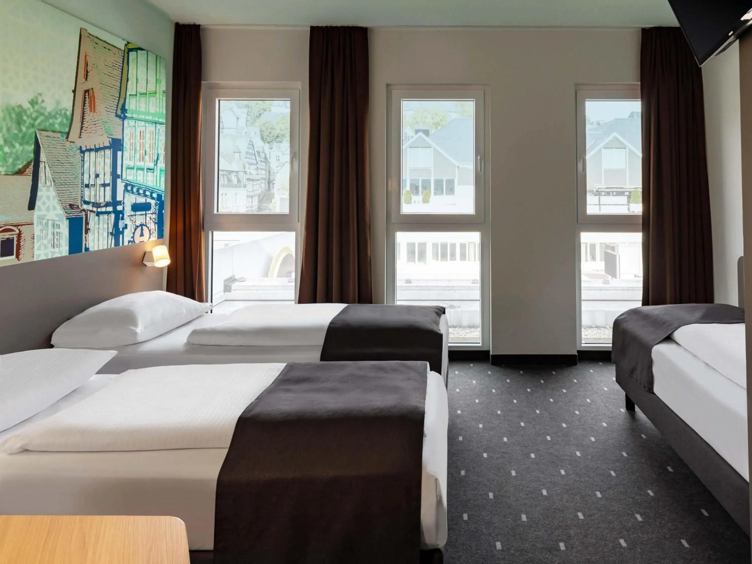 Triple Room in B&B Hotel Marburg Triple Room in B&B Hotel Marburg