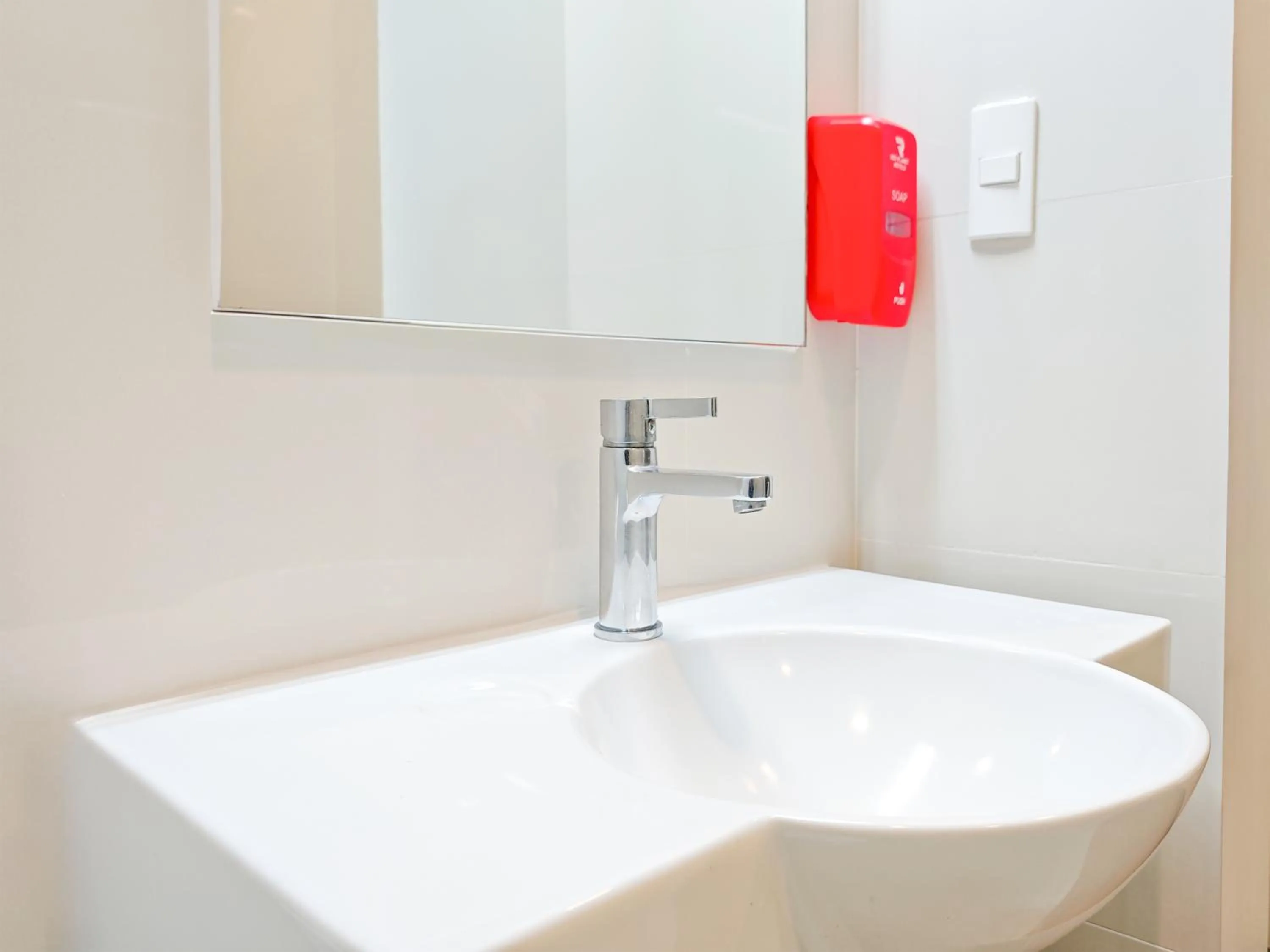 Bathroom in Red Planet Cagayan De Oro