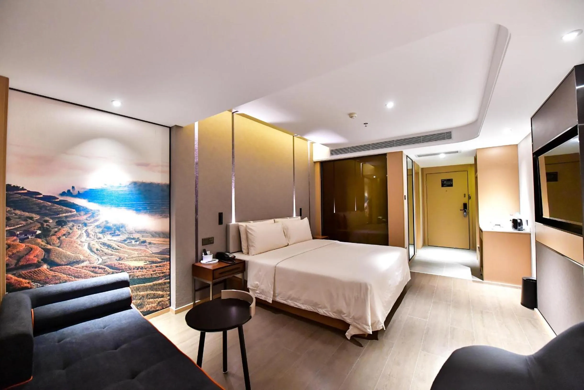 Atour Hotel Yinchuan Gulou Pedestrian Street