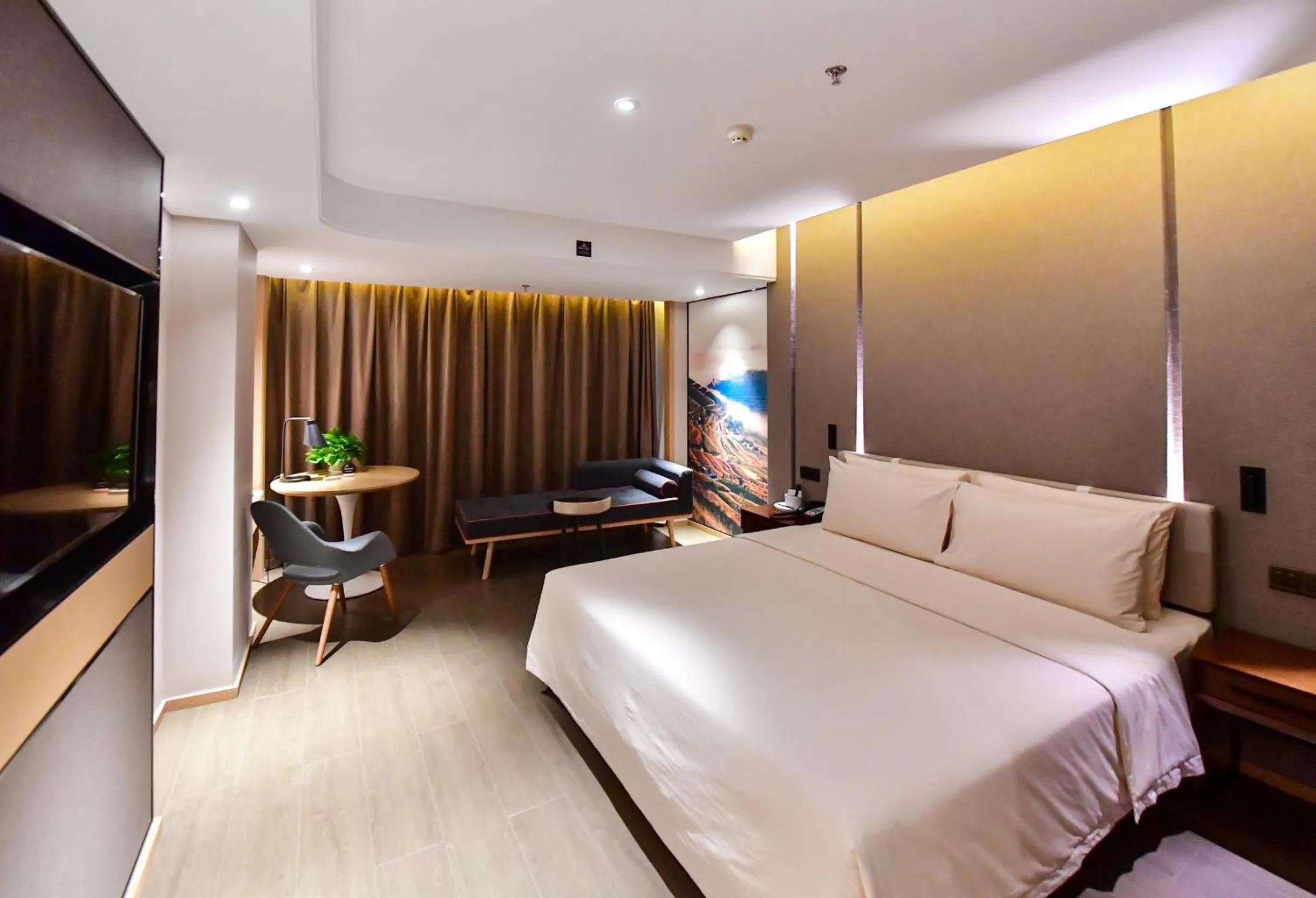 Atour Hotel Yinchuan Gulou Pedestrian Street