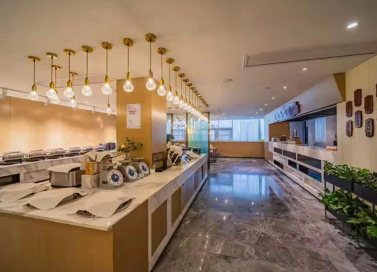 Restaurant/places to eat in Atour Hotel Nanjing Olympic Center