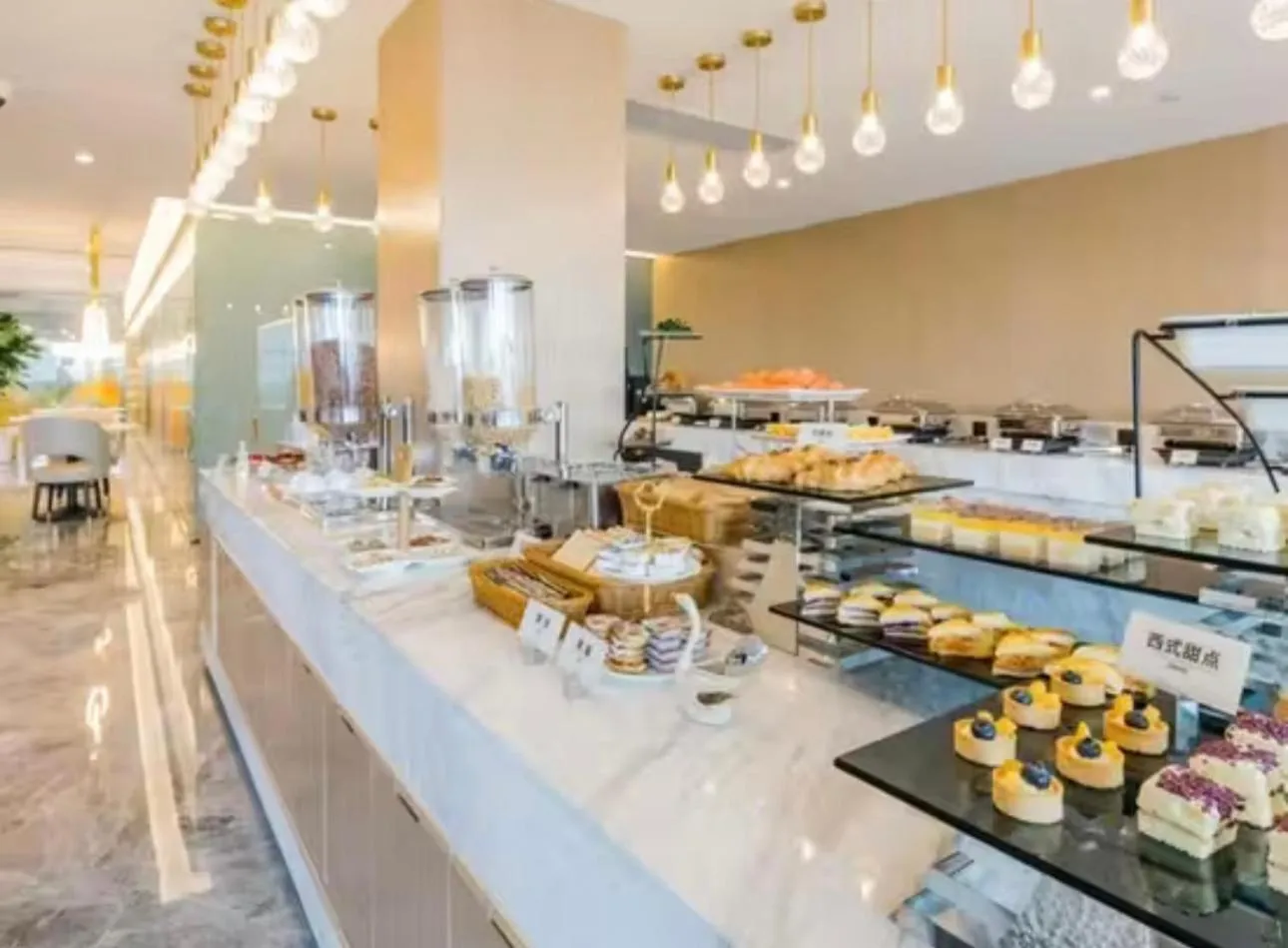 Restaurant/places to eat in Atour Hotel Nanjing Olympic Center