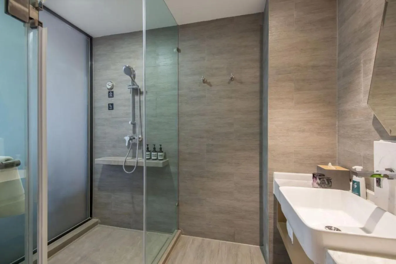 Atour Hotel Nanjing Olympic Center