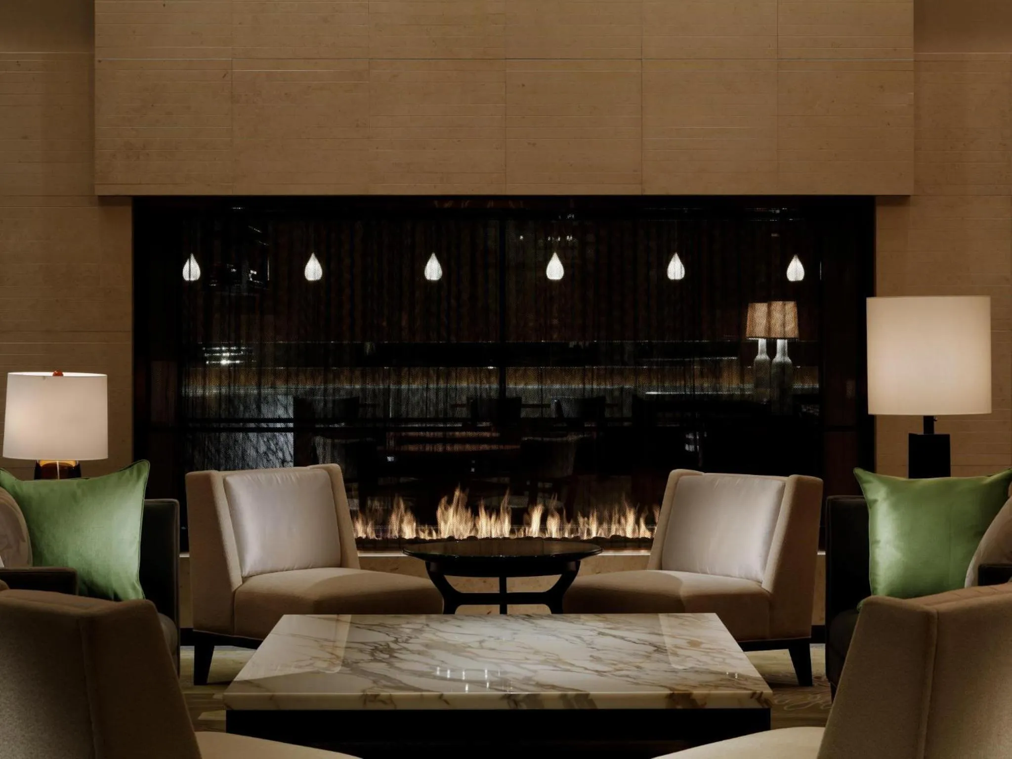 Night in Palace Hotel Tokyo