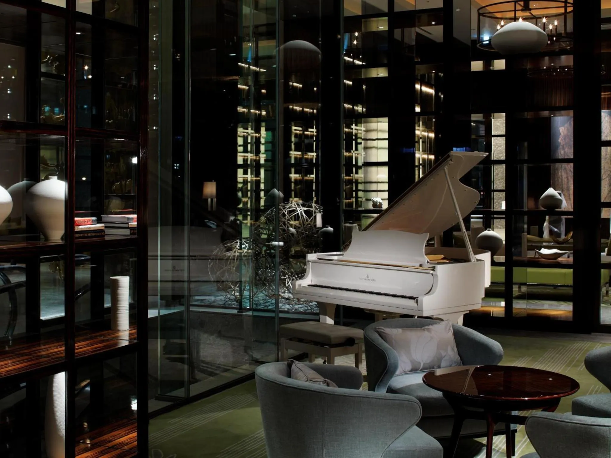 Lounge or bar in Palace Hotel Tokyo