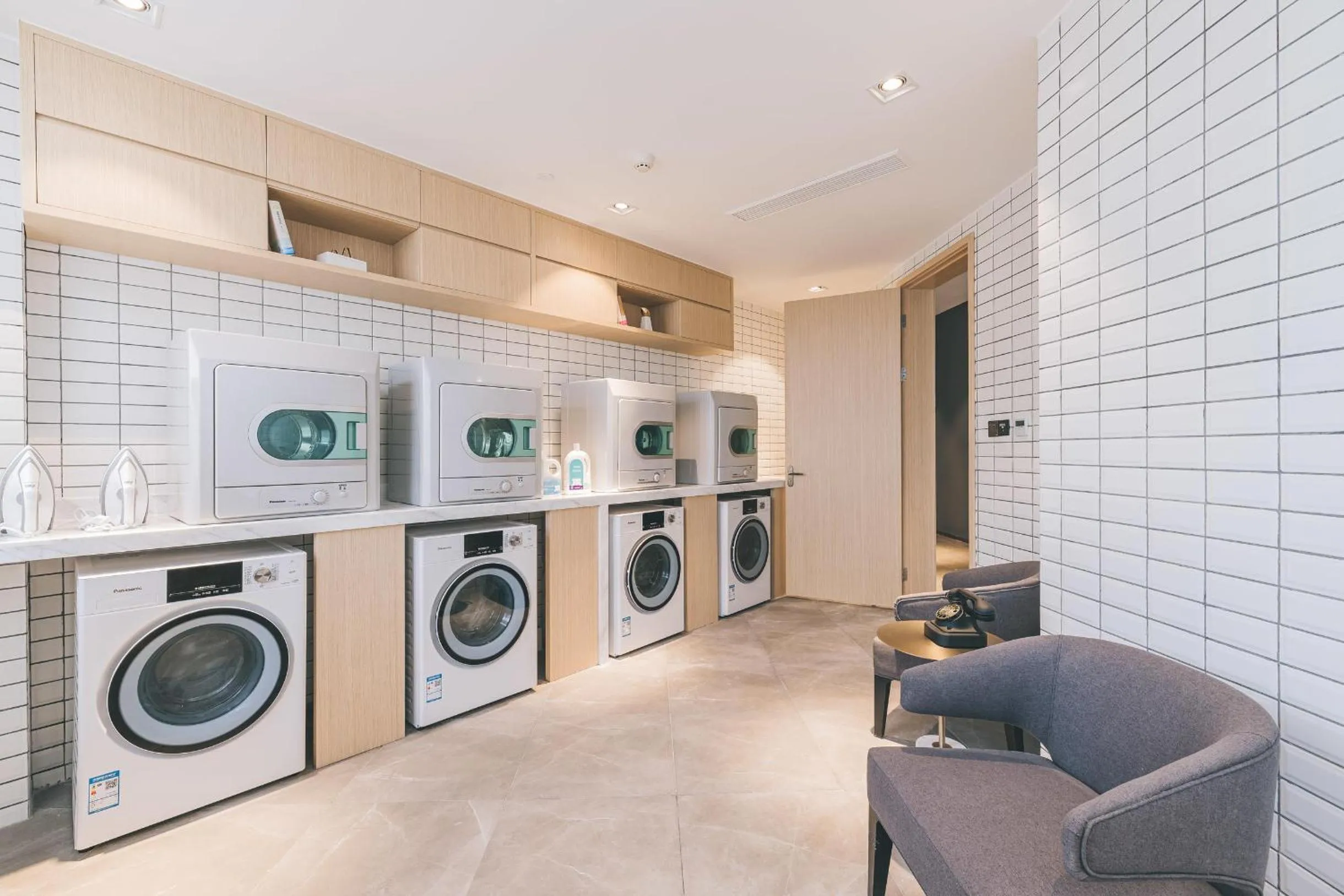 Atour Hotel Ningbo Airport Yinzhou Avenue