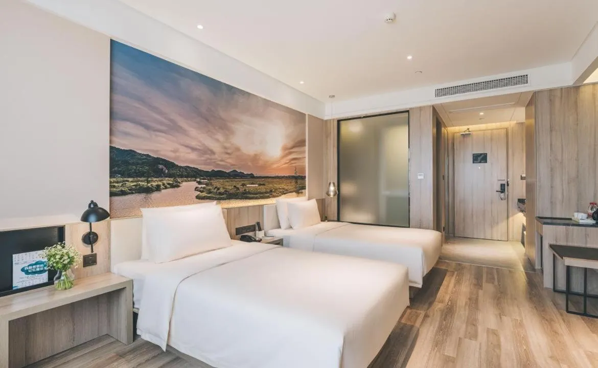 Bed in Atour Hotel Ningbo Airport Yinzhou Avenue