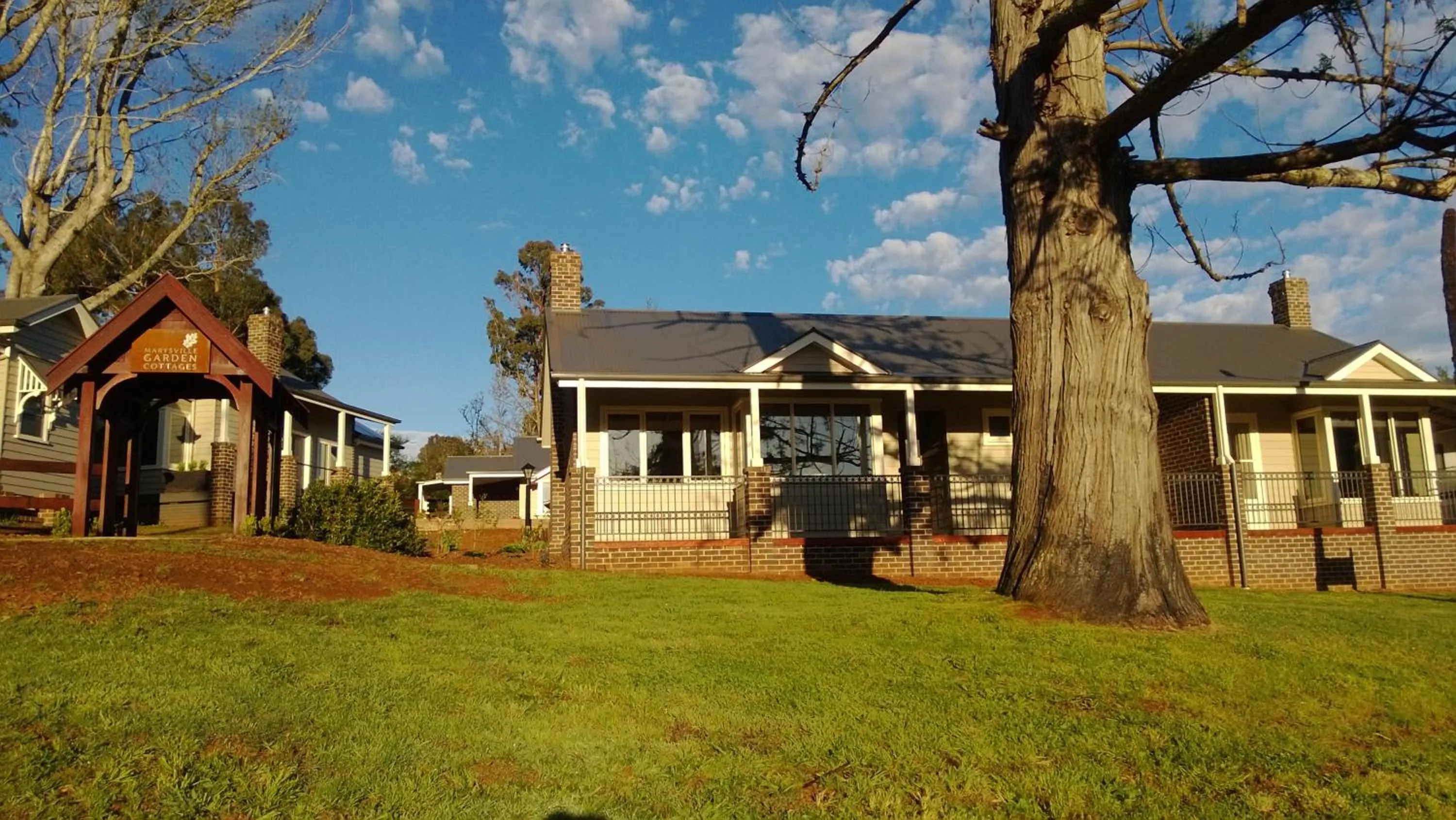 Facade/entrance in Marysville Garden Cottages