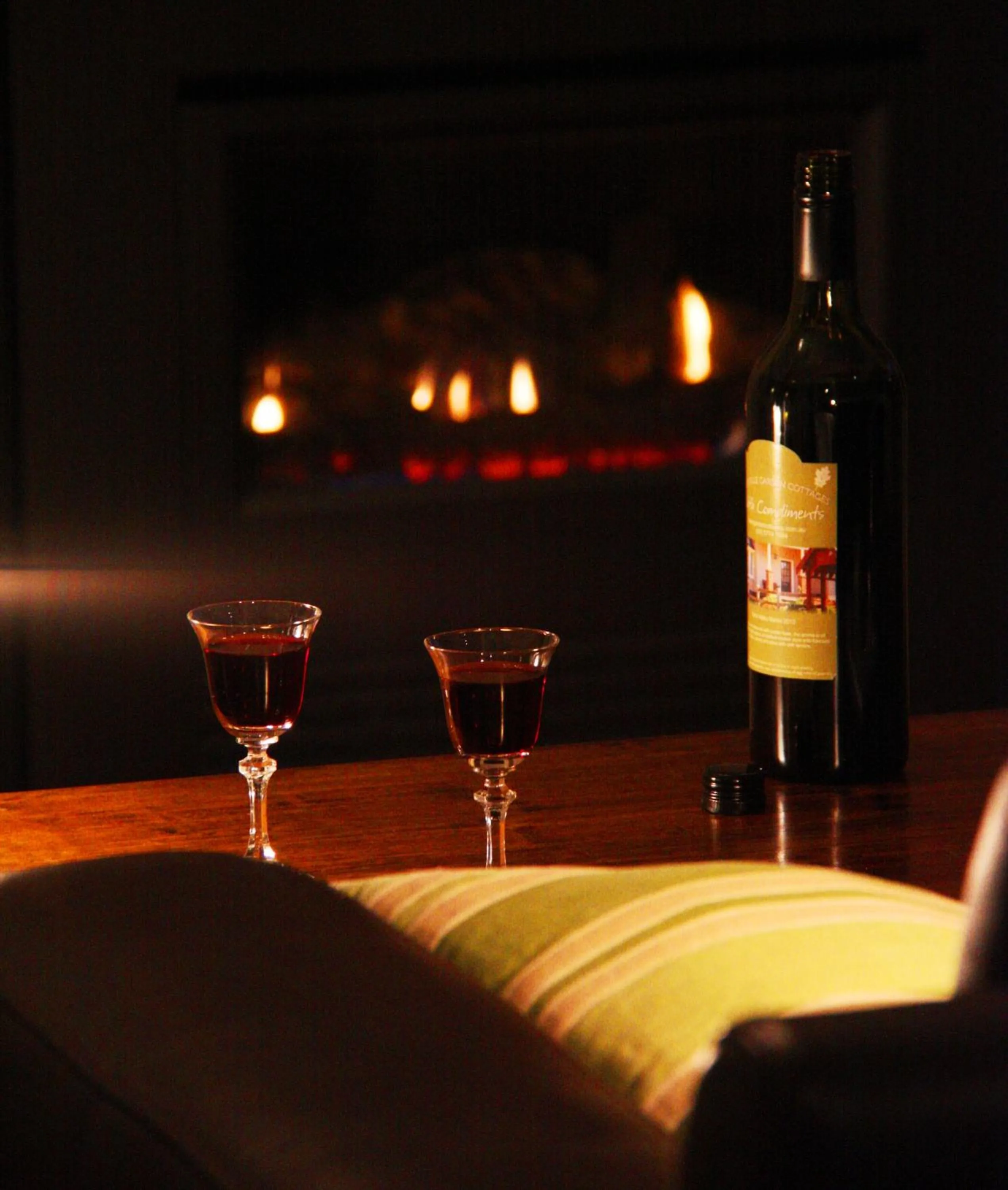 Night in Marysville Garden Cottages